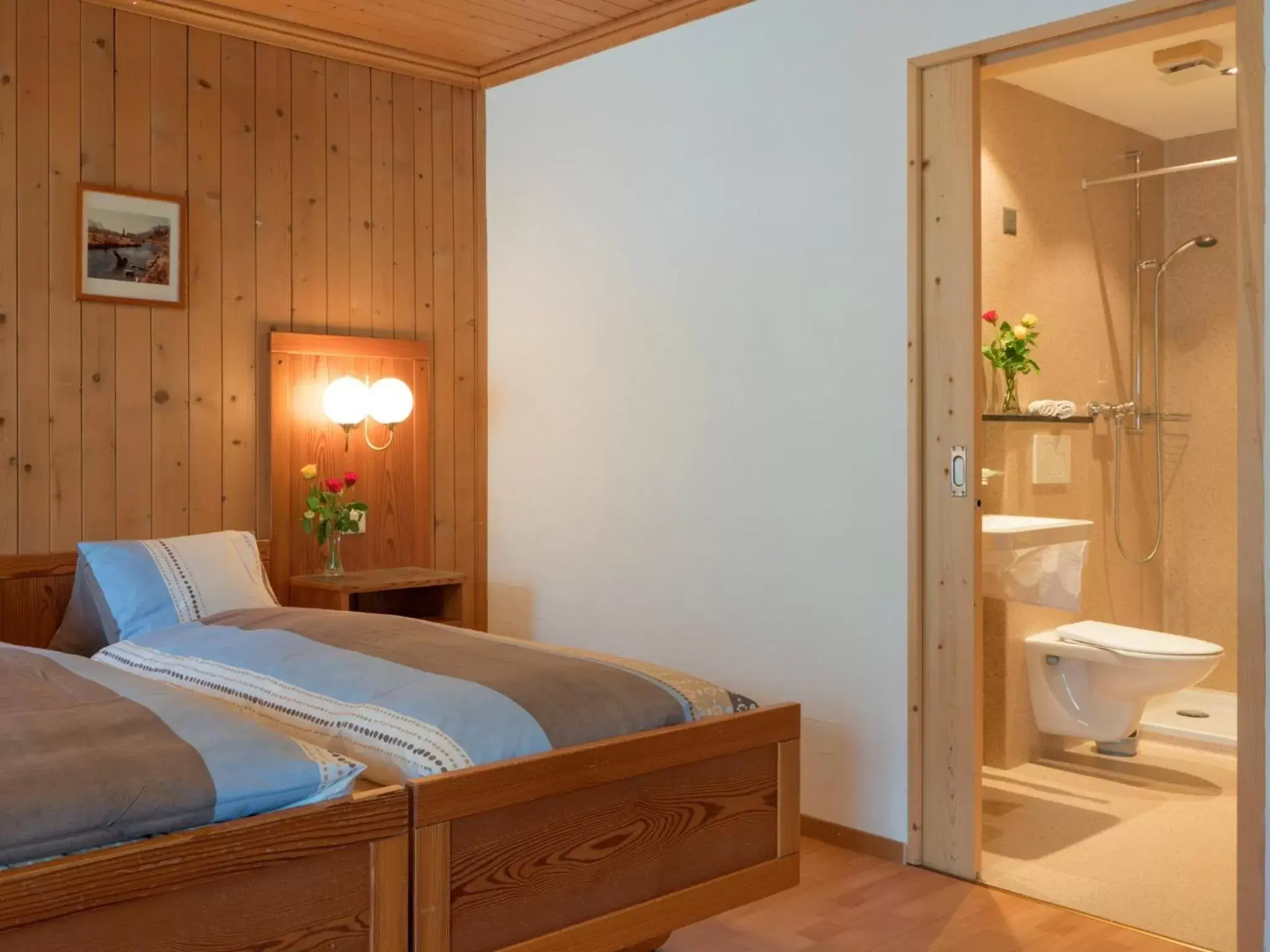 Shower, Bed in Altavilla, Rooms & Breakfast