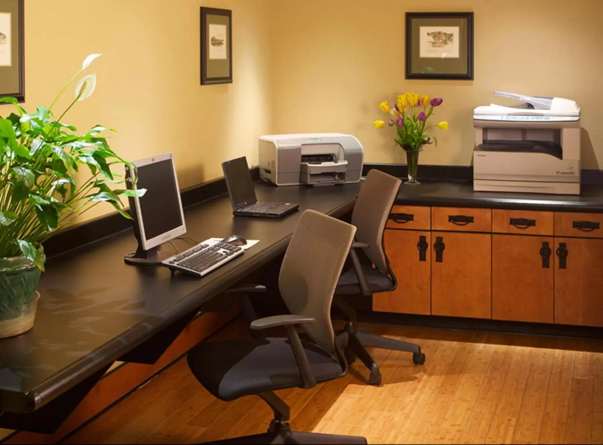 Business facilities in Larkspur Landing Sunnyvale-An All-Suite Hotel