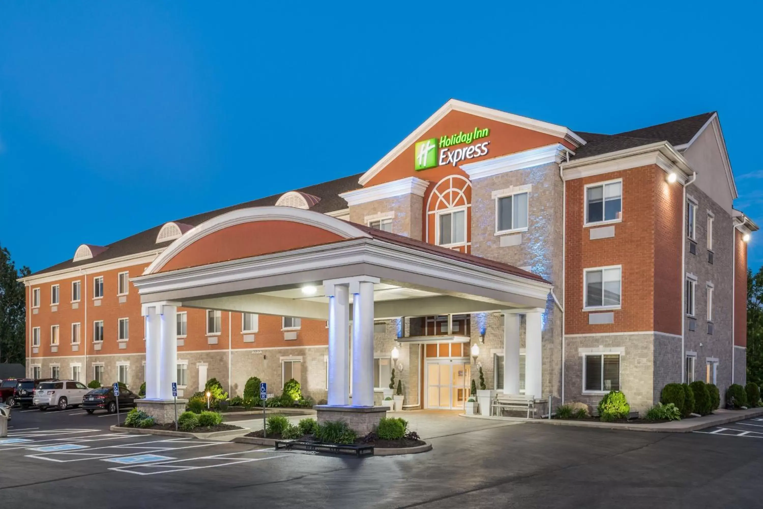 Property Building in Holiday Inn Express Hotel & Suites 1000 Islands - Gananoque, an IHG Hotel