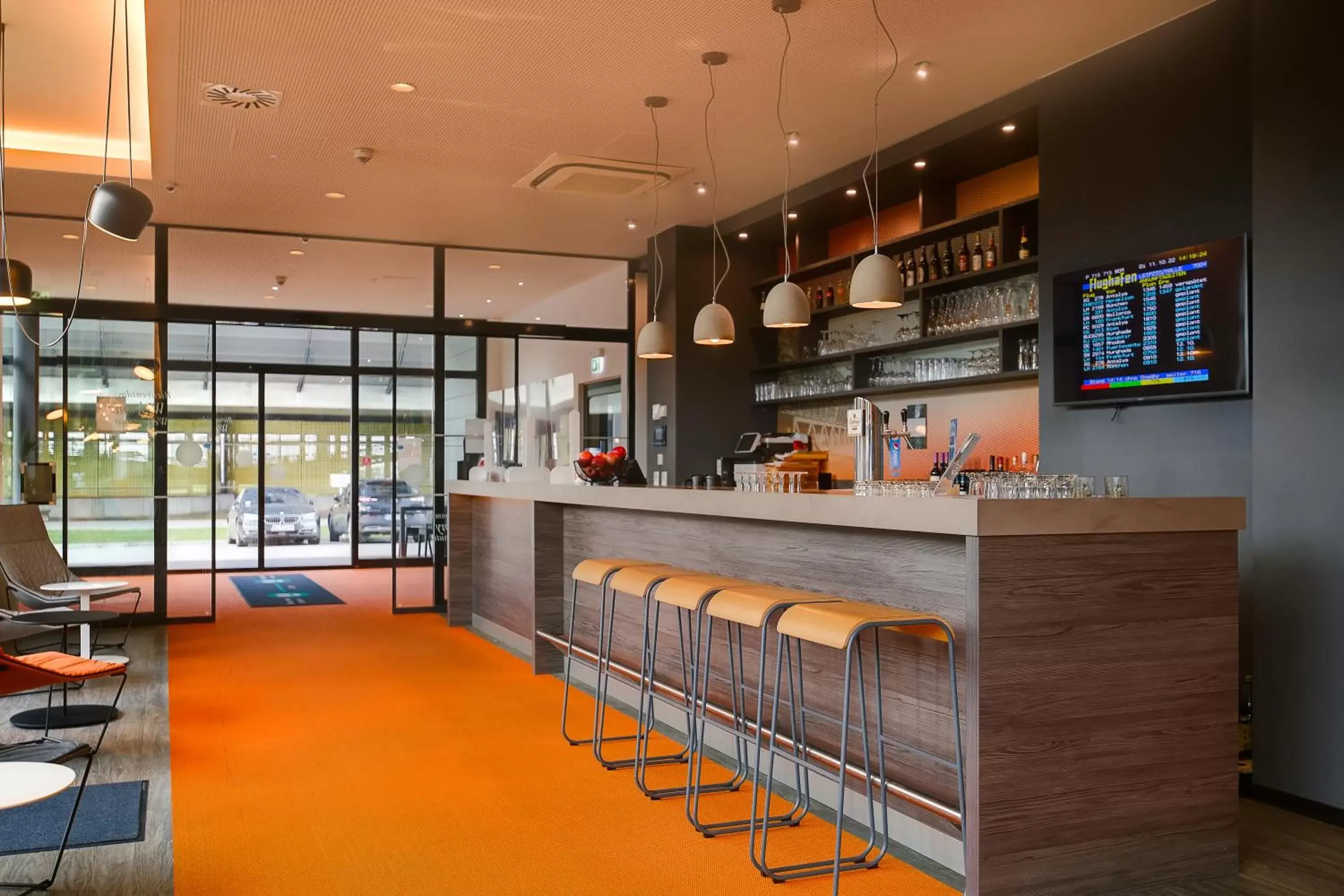 Lobby or reception, Lounge/Bar in 7 Days Premium Hotel Leipzig Airport