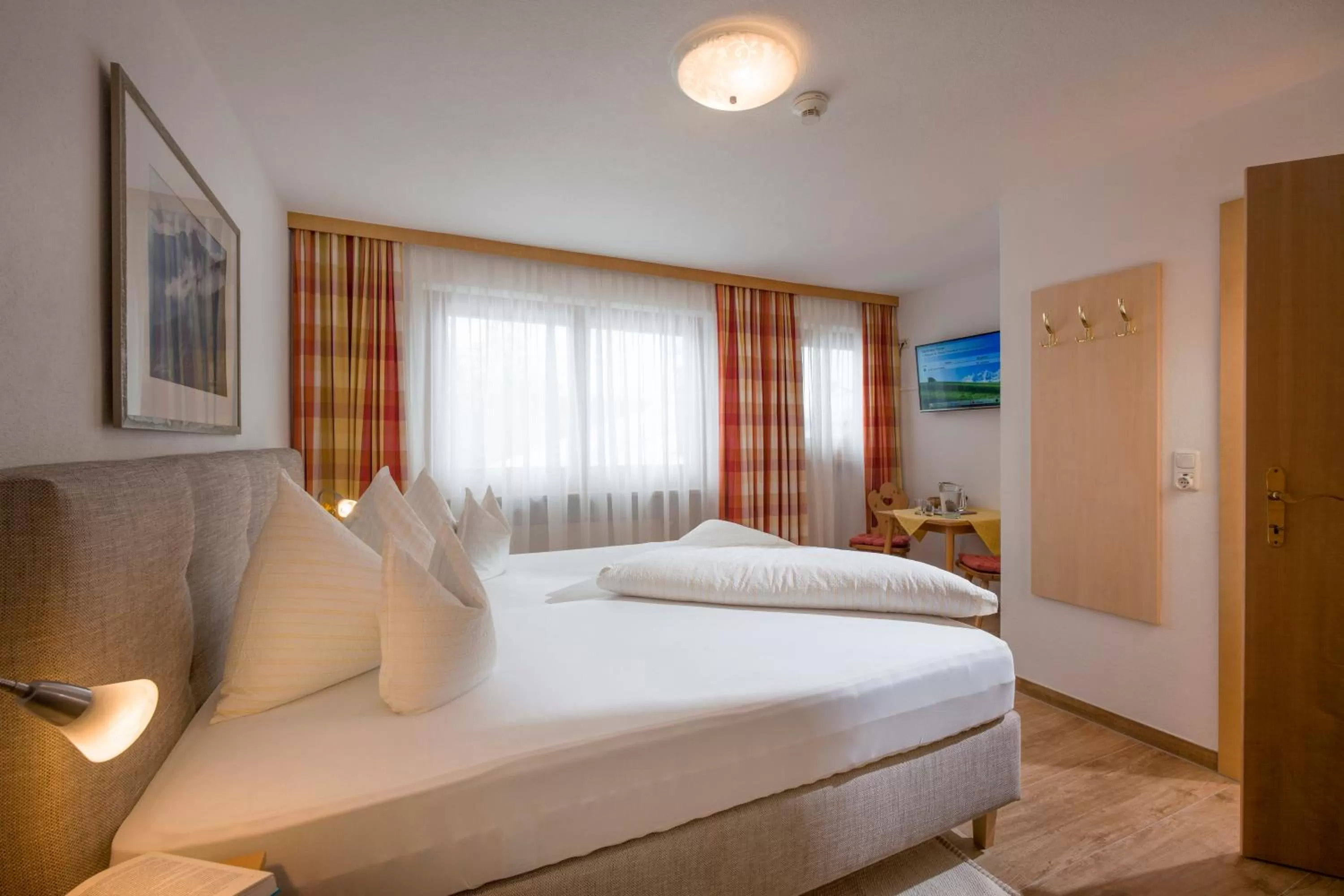 Bed in Hotel Theresia Garni