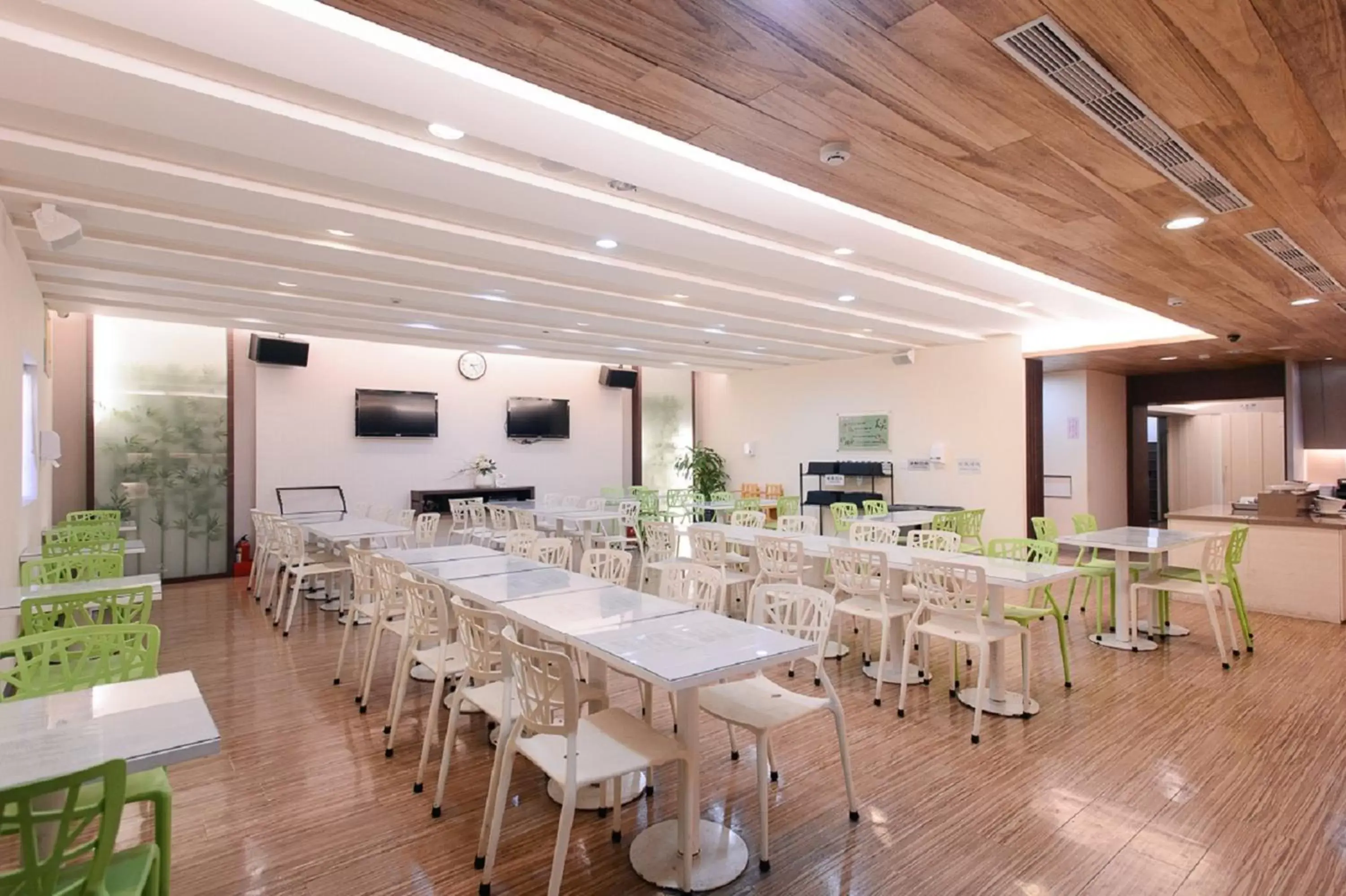 Restaurant/places to eat in Kiwi Express Hotel - Kaohsiung Station Restaurant/places to eat in Kiwi Express Hotel - Kaohsiung Station