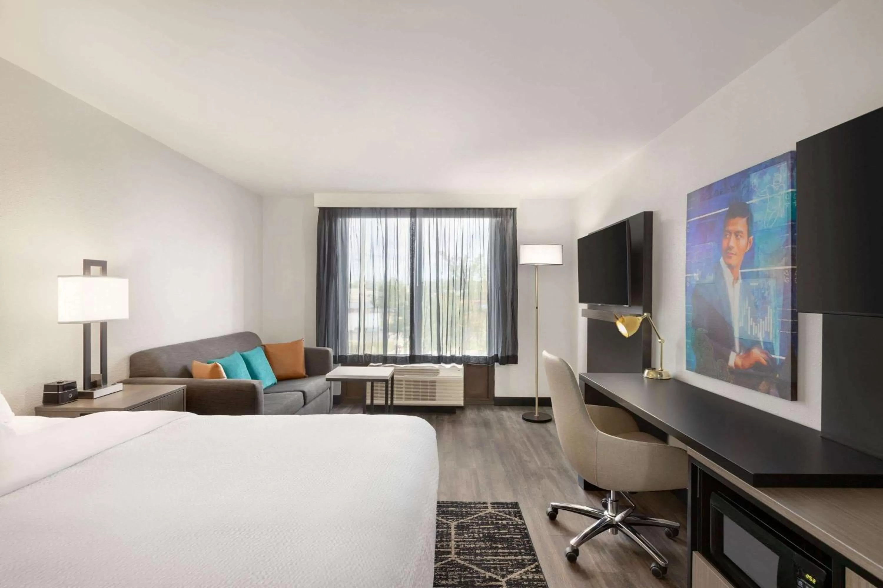 Photo of the whole room, Bed in La Quinta inn & suites by Wyndham Dothan