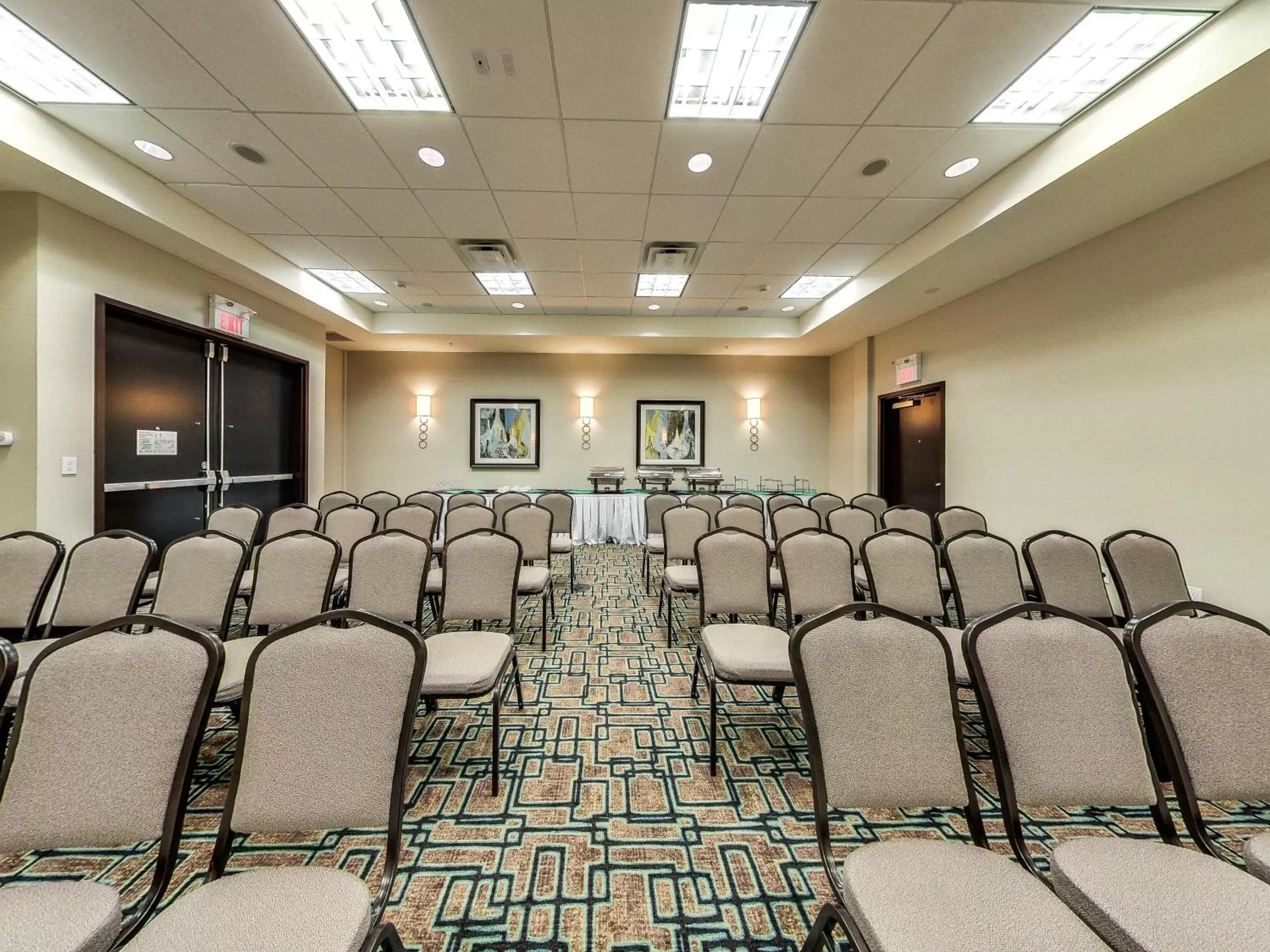 Meeting/conference room in Holiday Inn Hotel & Suites Edmonton Airport Conference Centre, an IHG Hotel