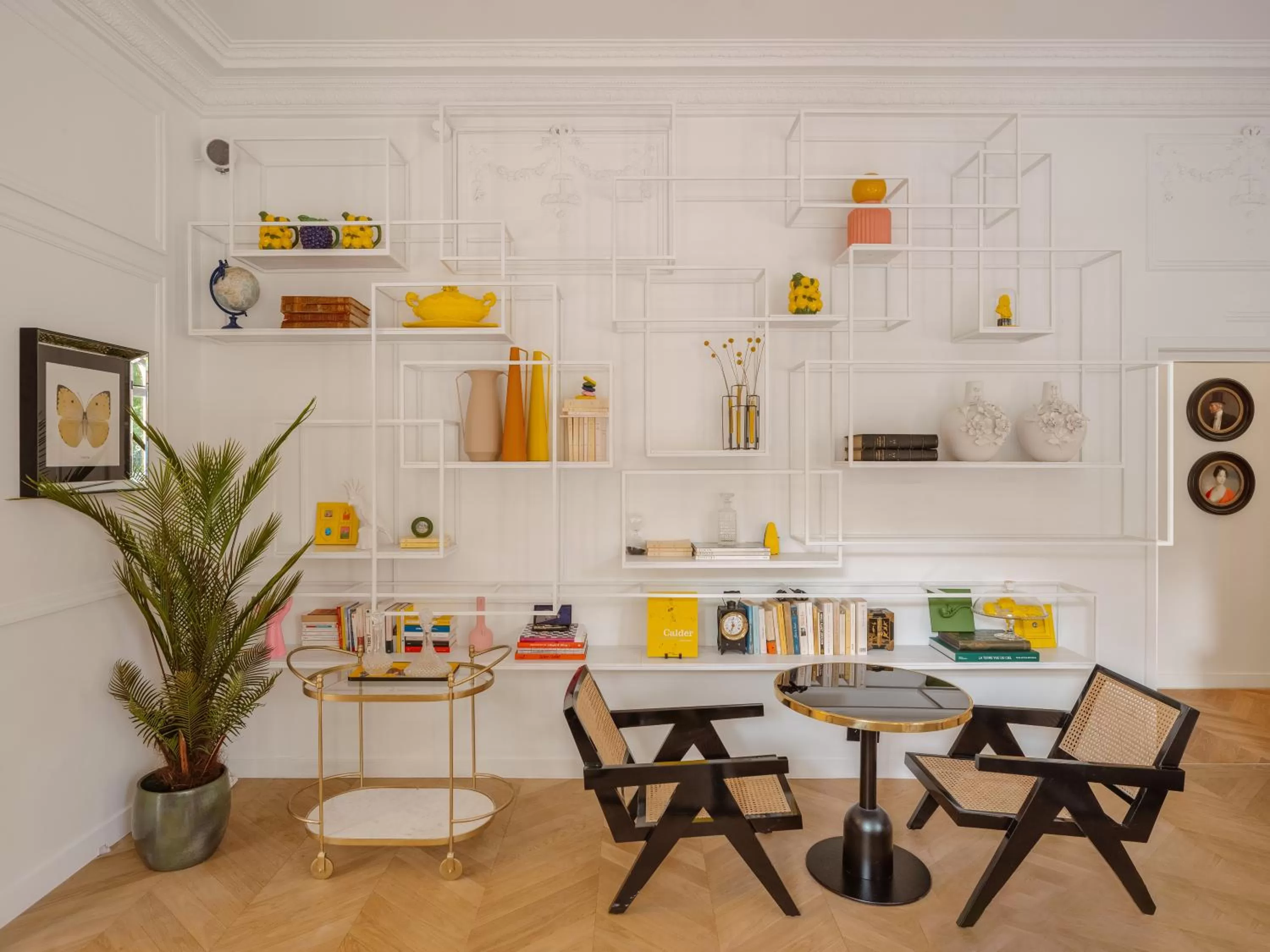 Seating area in Solly Hôtel Paris