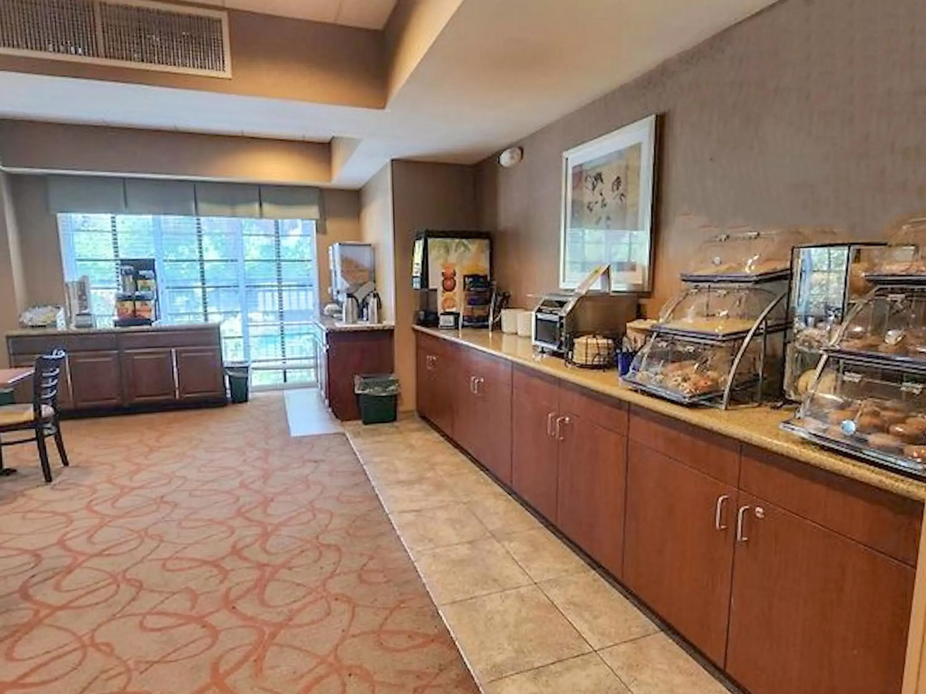 Breakfast in Palm Coast Hotel & Suites-I-95