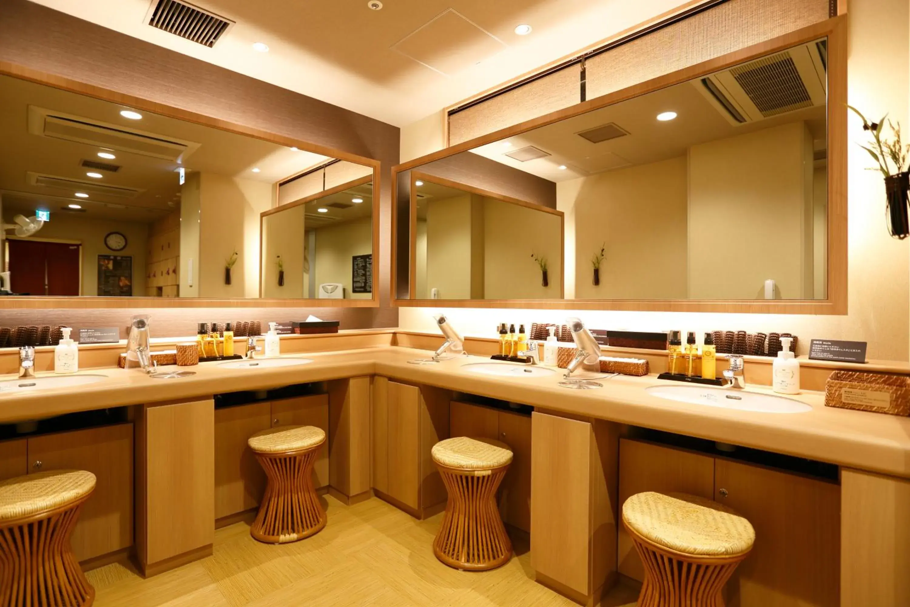 Hot Spring Bath, Restaurant/Places to Eat in Dormy Inn Premium Namba Natural Hot Spring