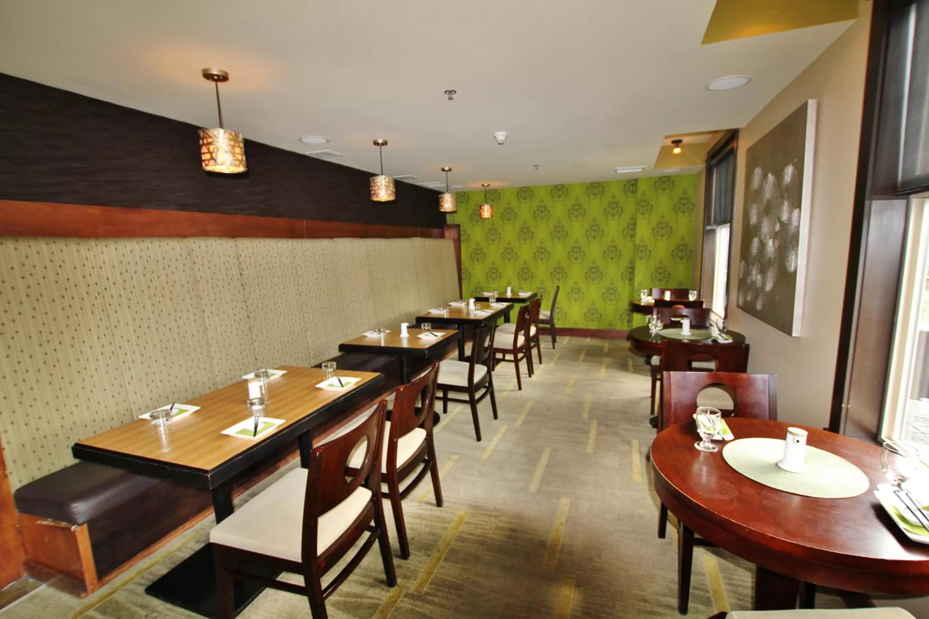 Restaurant/places to eat in Silver Creek Lodge