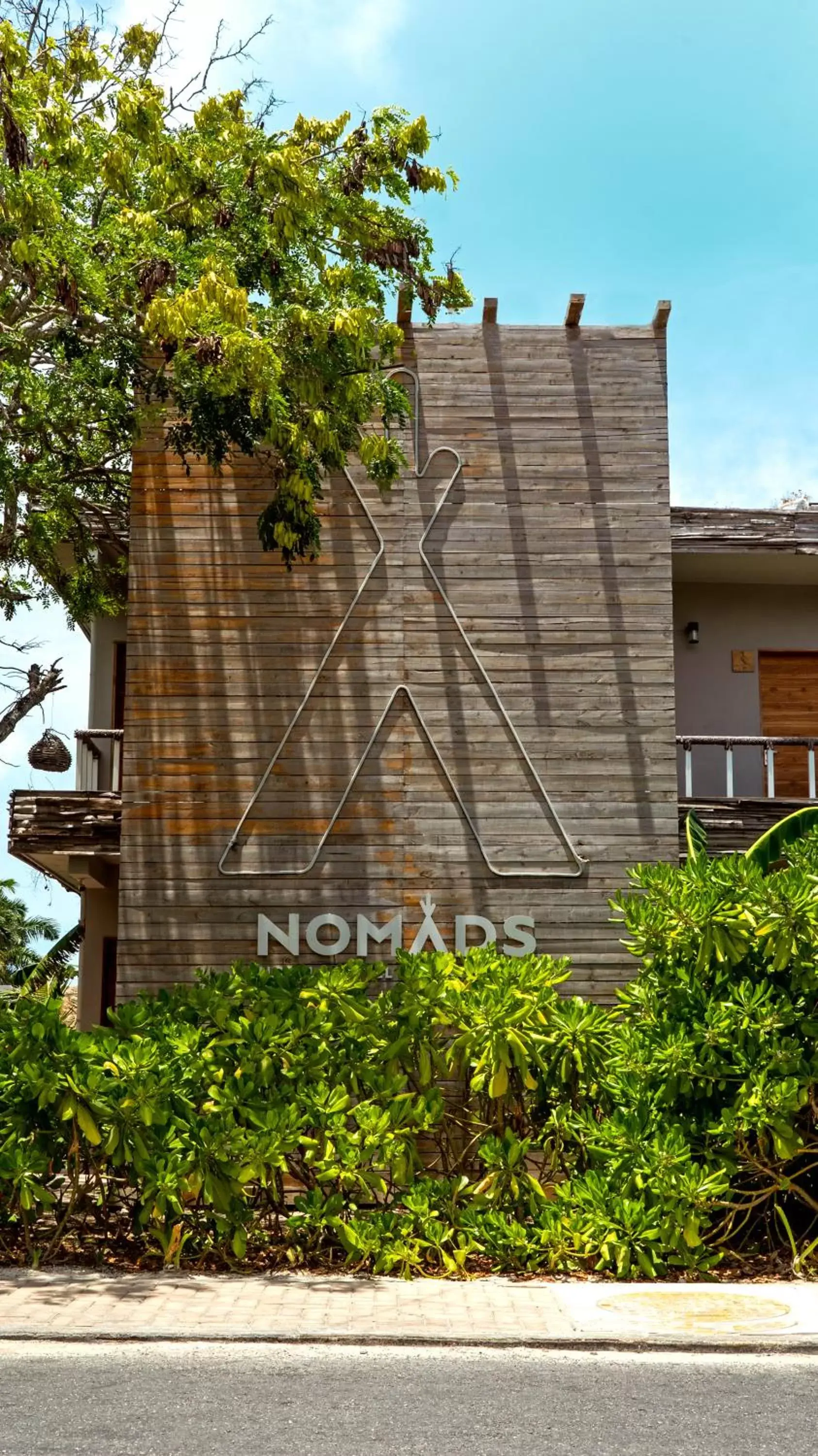 Facade/entrance in Nomads Hotel, Hostel & Beachclub