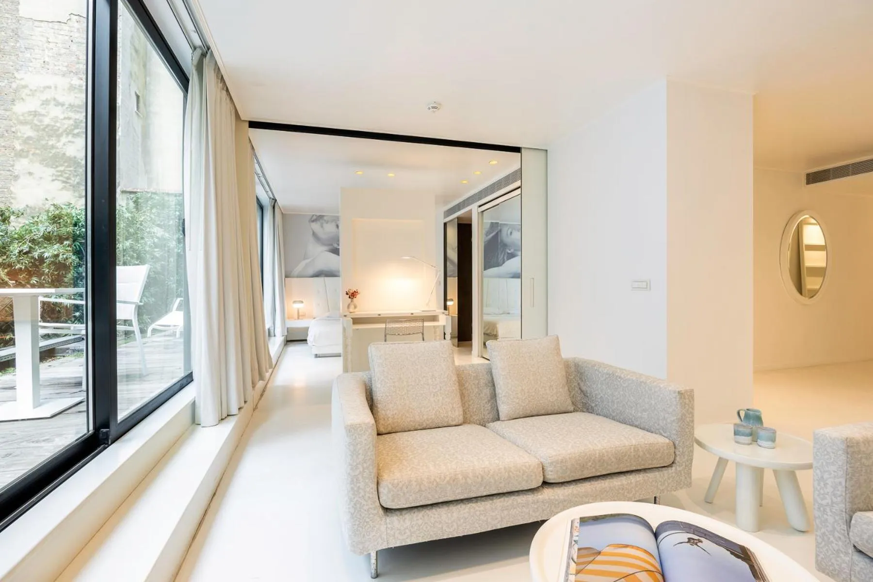 Living room in B-aparthotel Regent