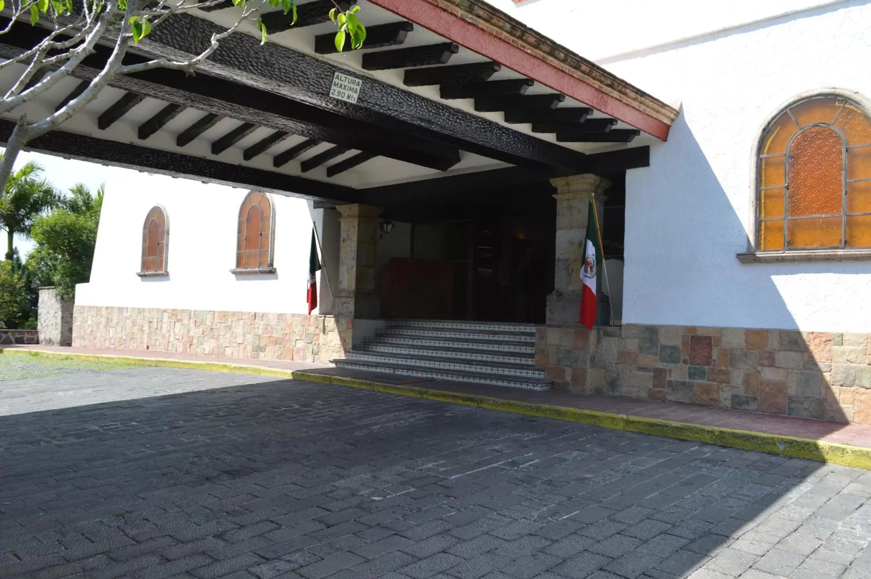 Facade/Entrance in Radisson Hotel Tapatio Guadalajara