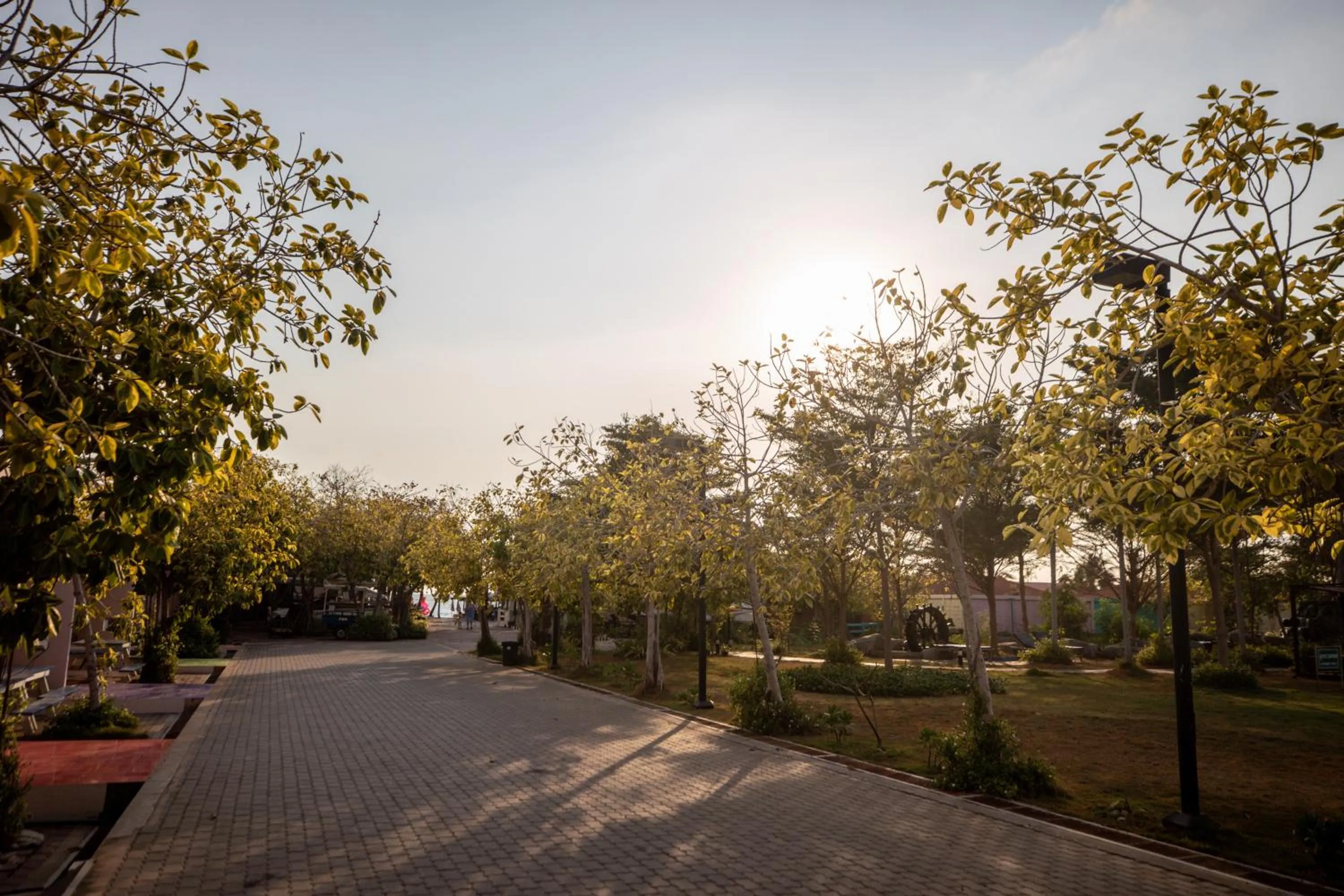 Street view in Xanadu Beach Resort