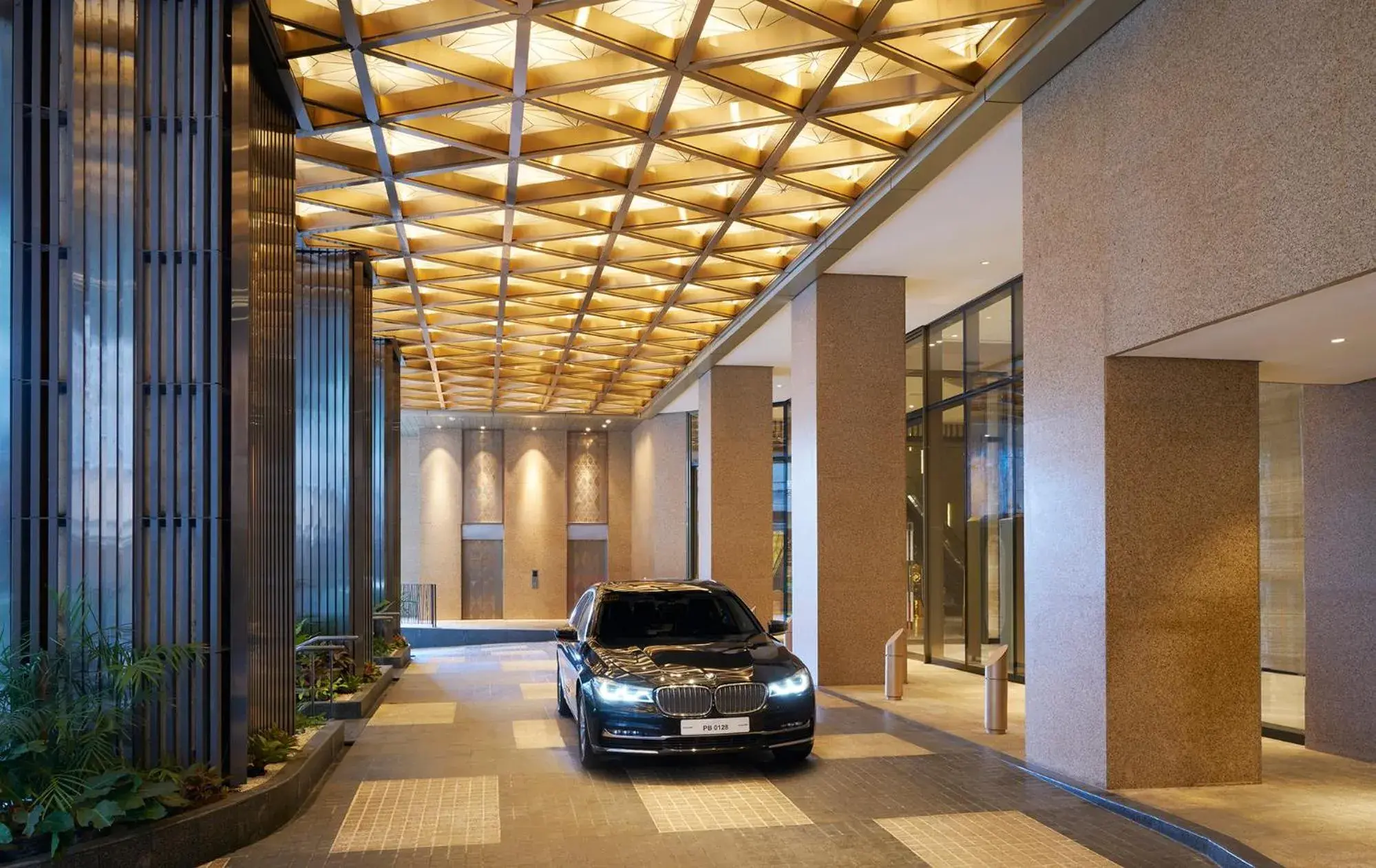 Facade/entrance in Hotel Okura Manila