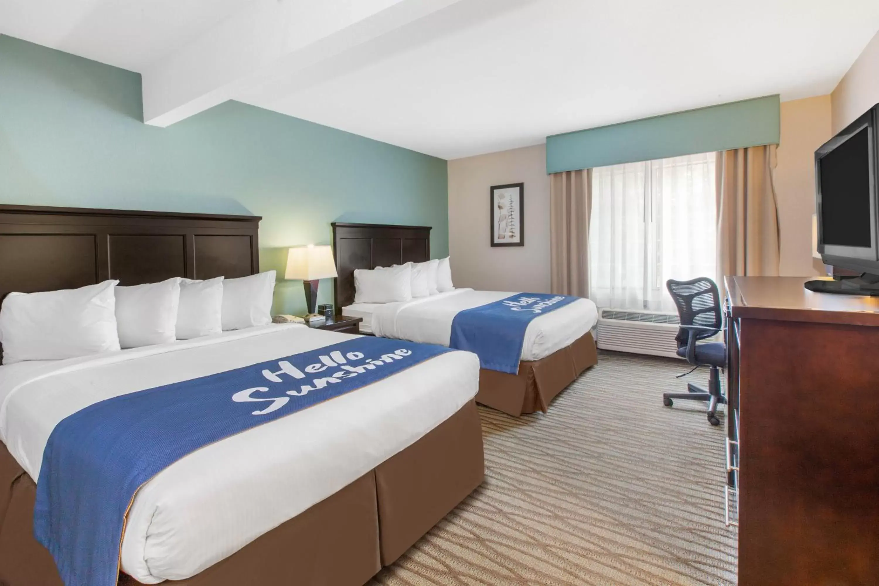 Bedroom, Bed in Days Inn by Wyndham Petoskey Bedroom, Bed in Days Inn by Wyndham Petoskey