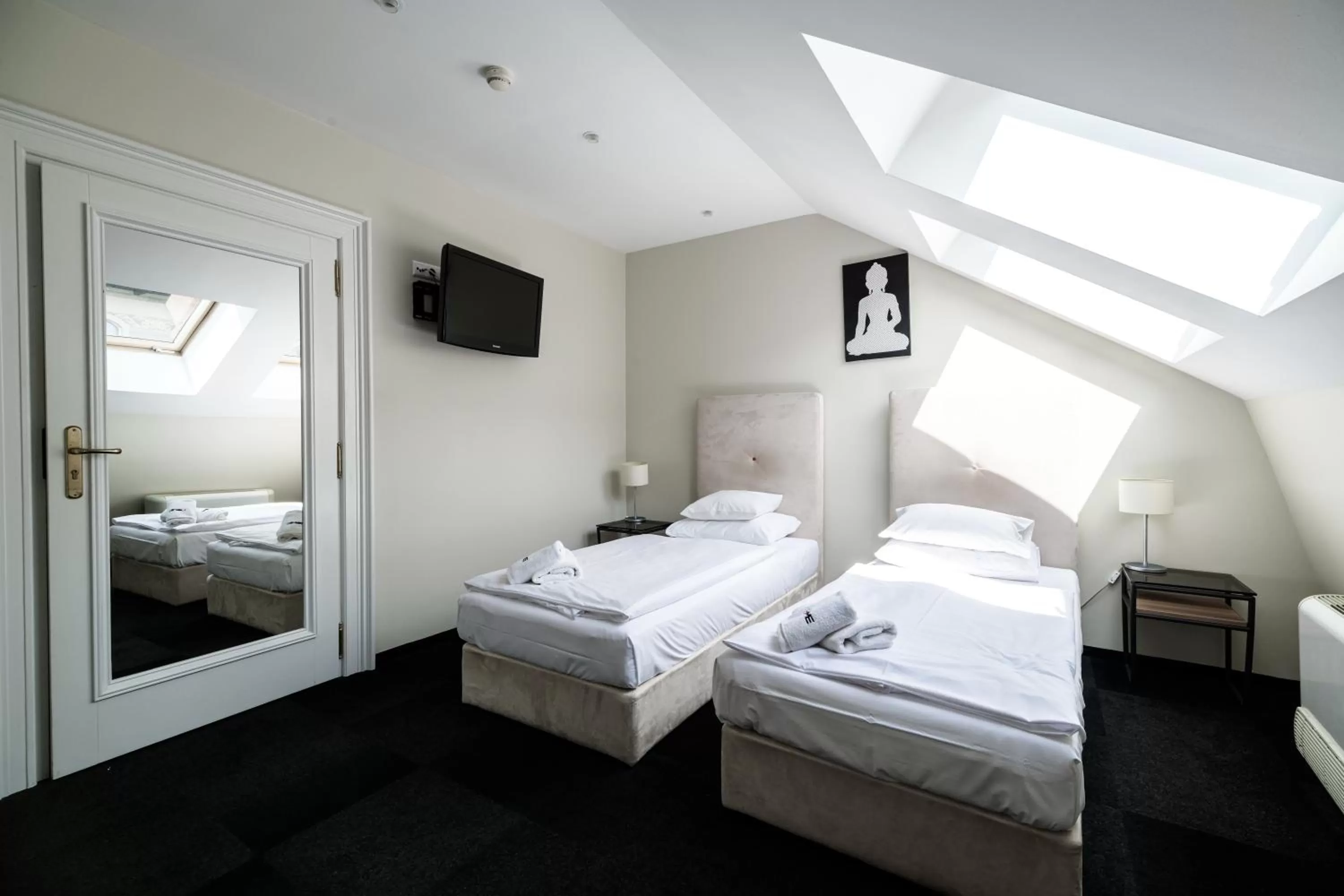 Photo of the whole room, Bed in Home Aparthotel