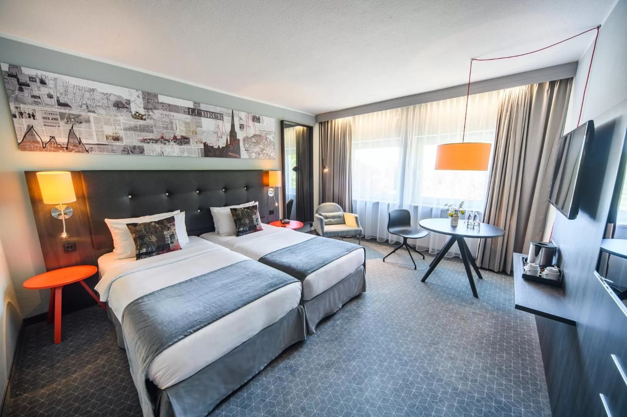 Photo of the whole room, Bed in Holiday Inn Lübeck by IHG