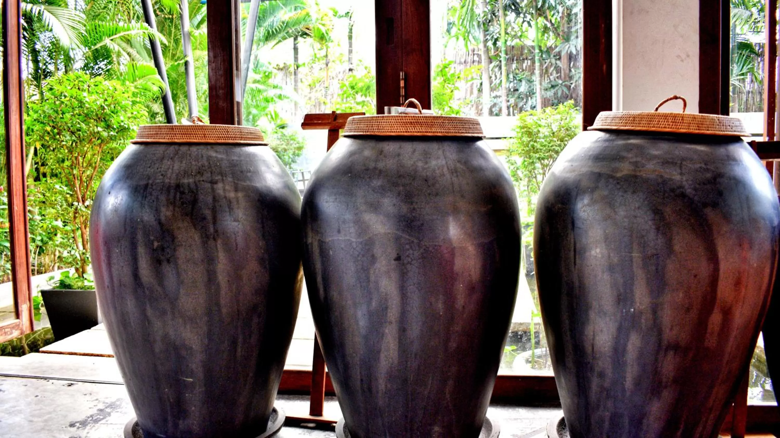 Buffet breakfast in La Residence Blanc D'Angkor