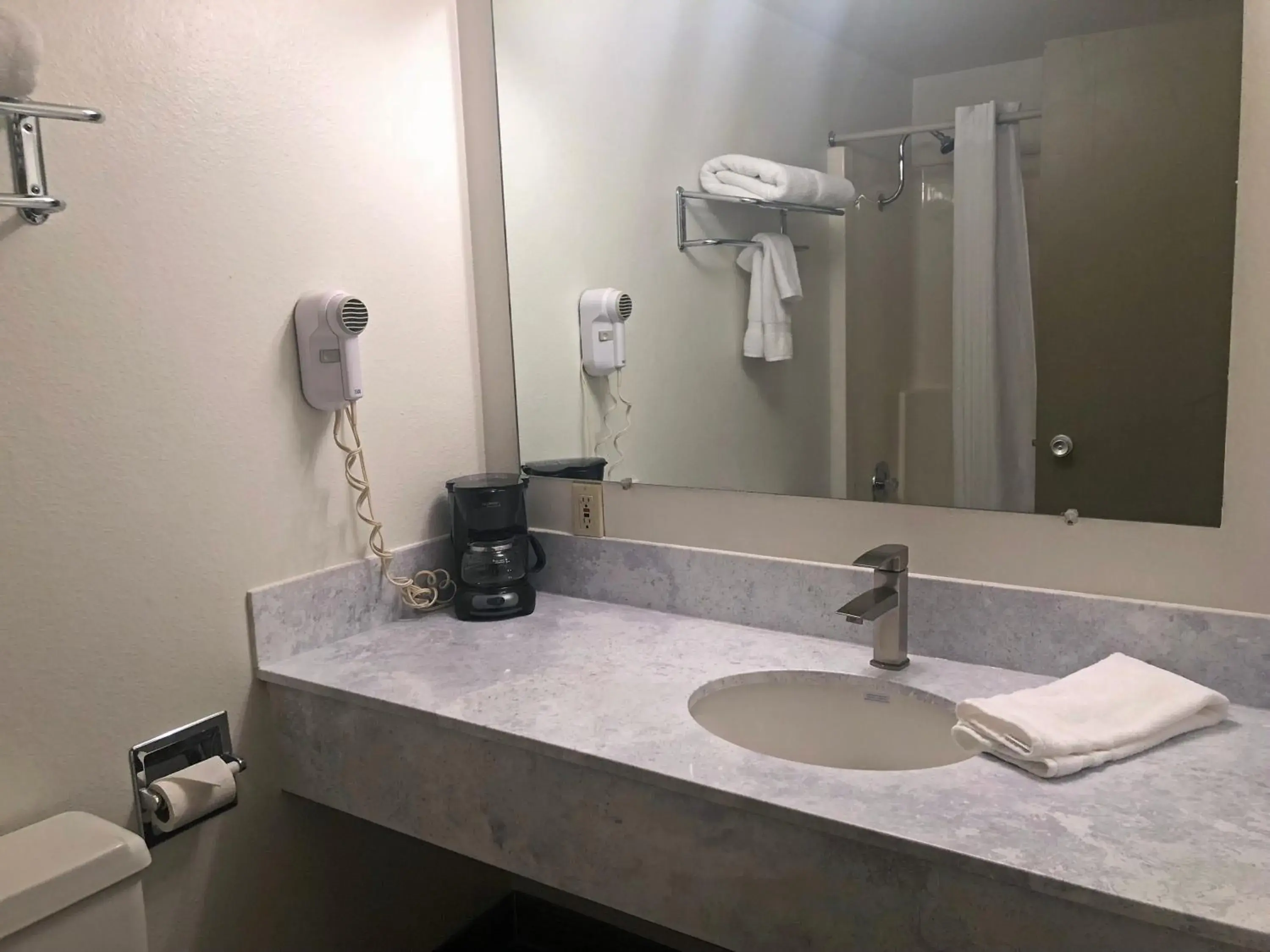 Bathroom in FairBridge Inn & Suites - Lewiston