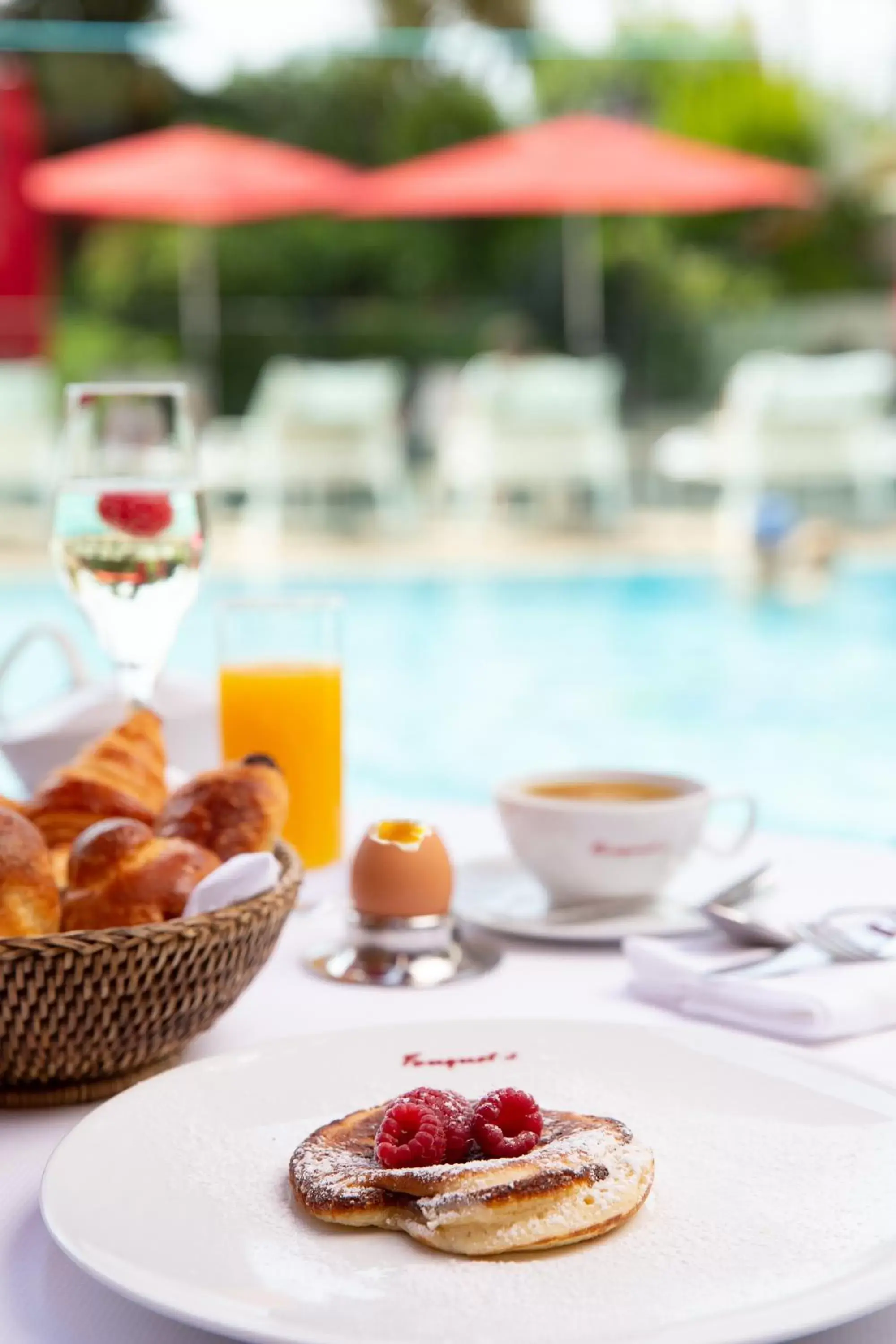 Breakfast in Hôtel Barrière Le Majestic Cannes