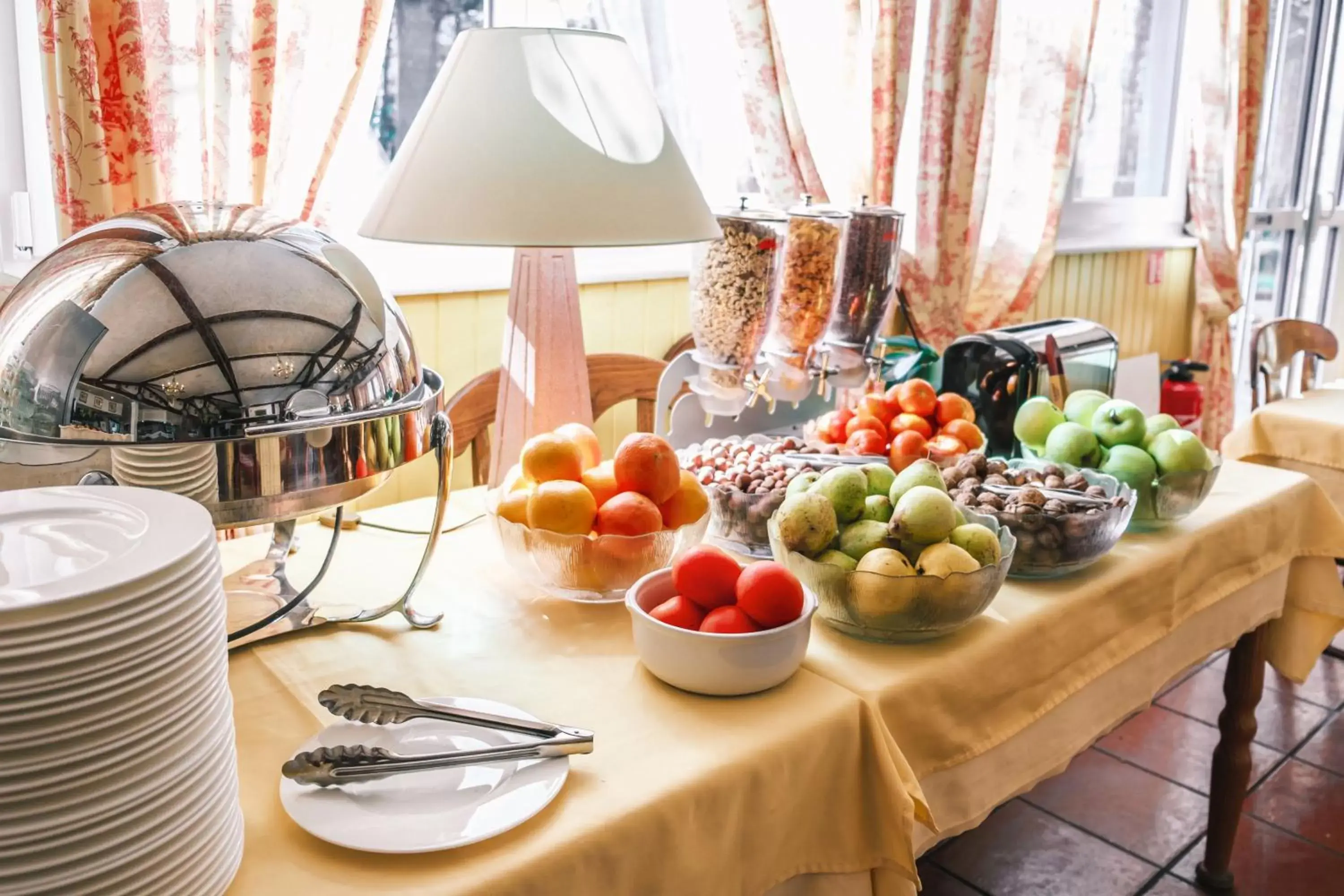 Buffet breakfast in Hotel Strasbourg - Montagne Verte & Restaurant Louisiane