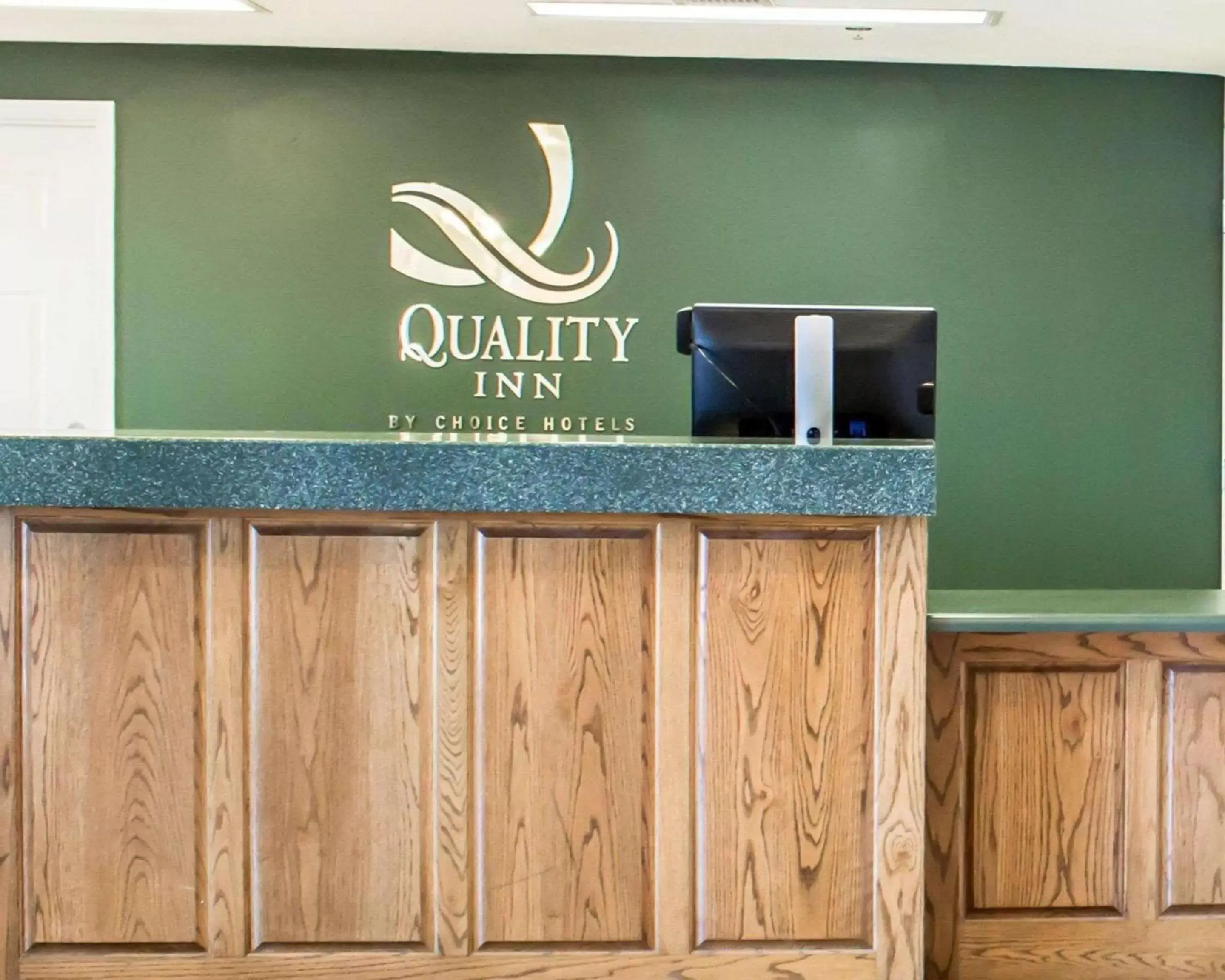 Lobby or reception, Lobby/Reception in Quality Inn near Seymour Johnson AFB