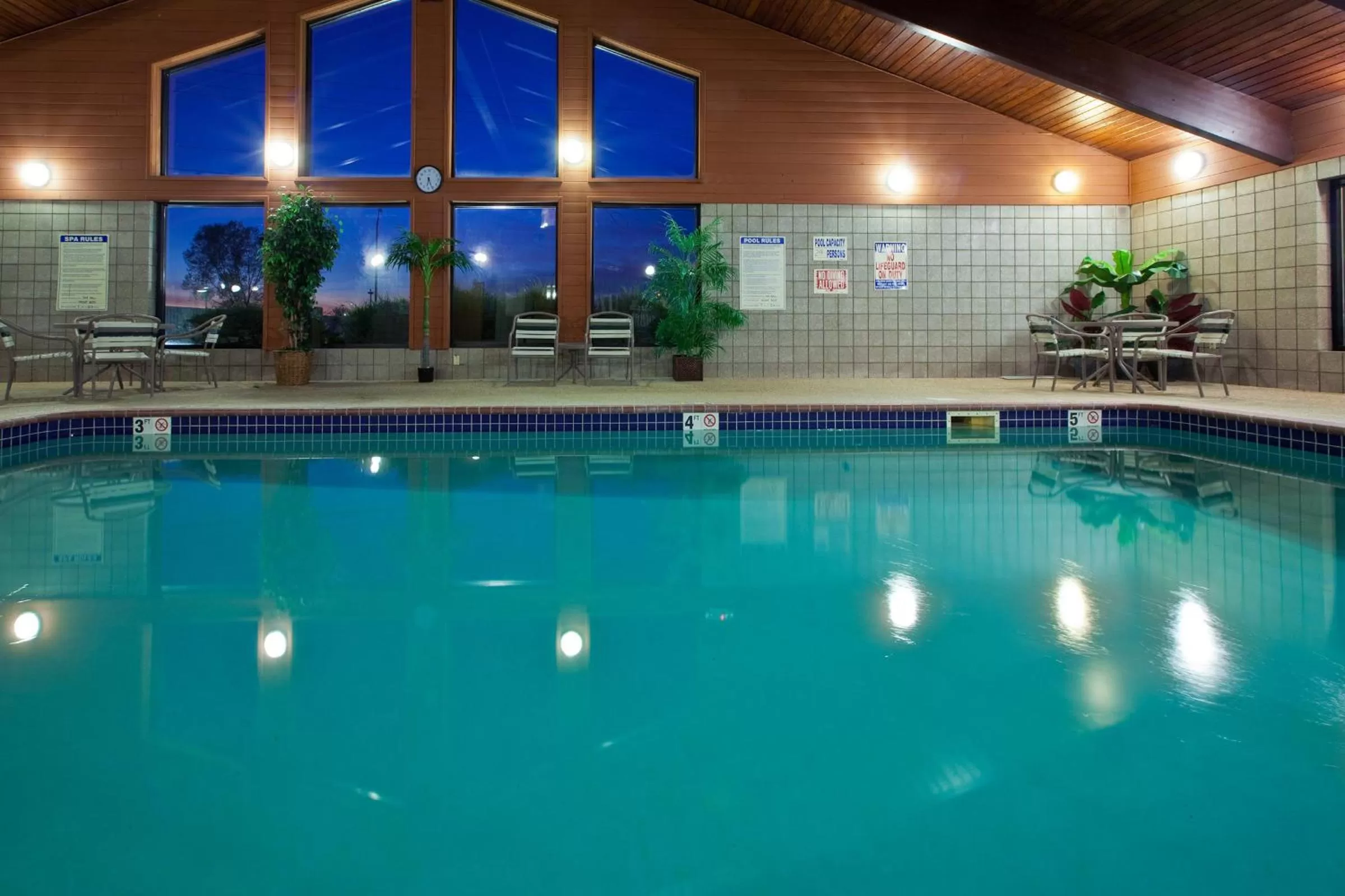 Swimming pool in Spark by Hilton Cedar Falls