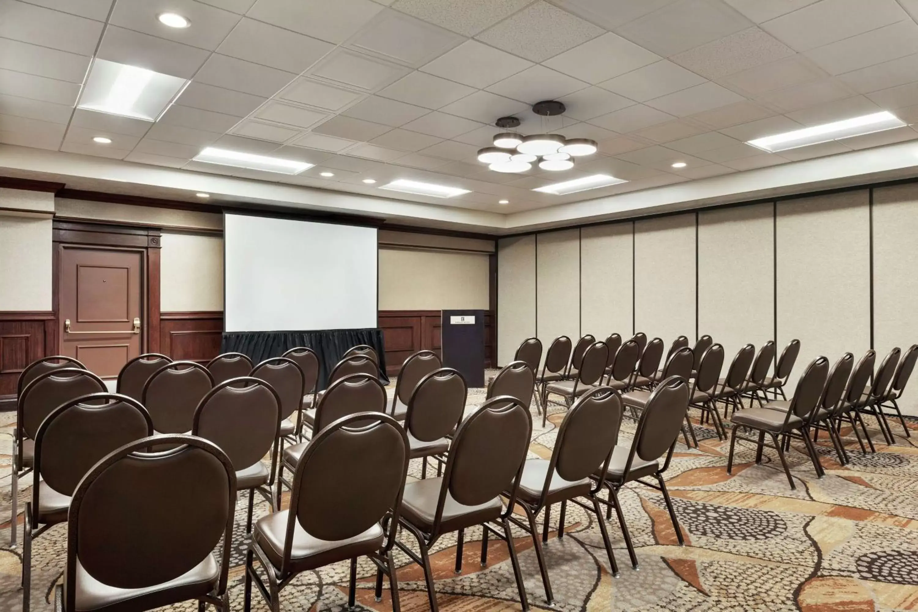 Meeting/conference room in Embassy Suites by Hilton Santa Ana Orange County Airport