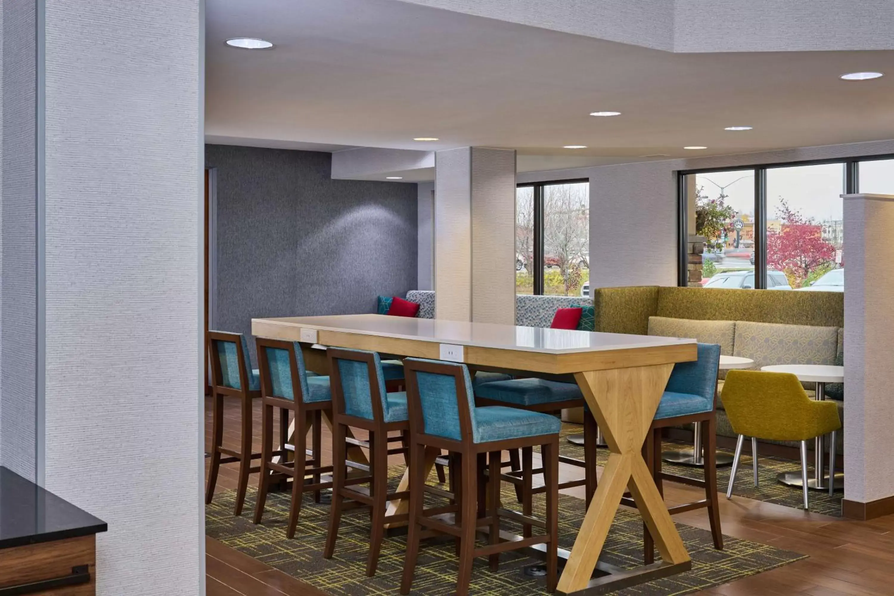 Lobby or reception in Hampton Inn By Hilton Anchorage