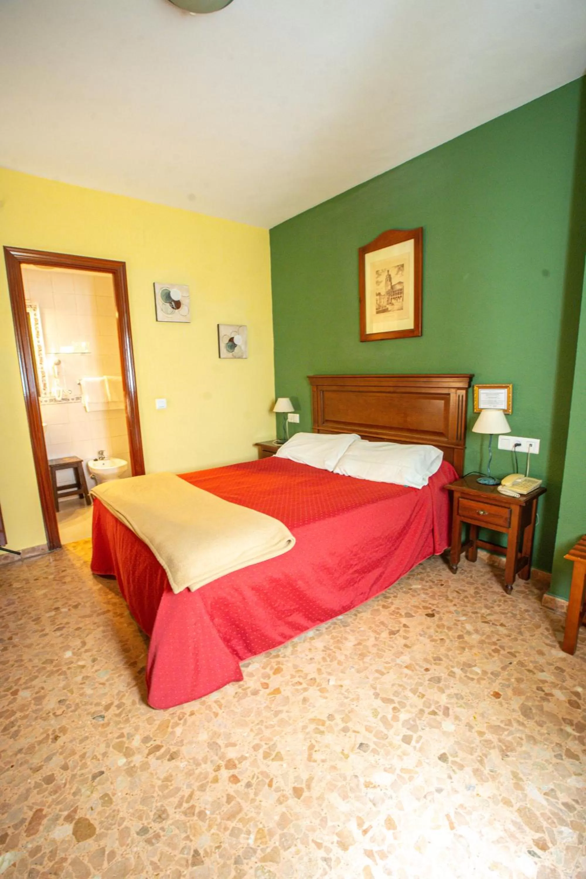 Bedroom, Bed in Hotel Arunda II