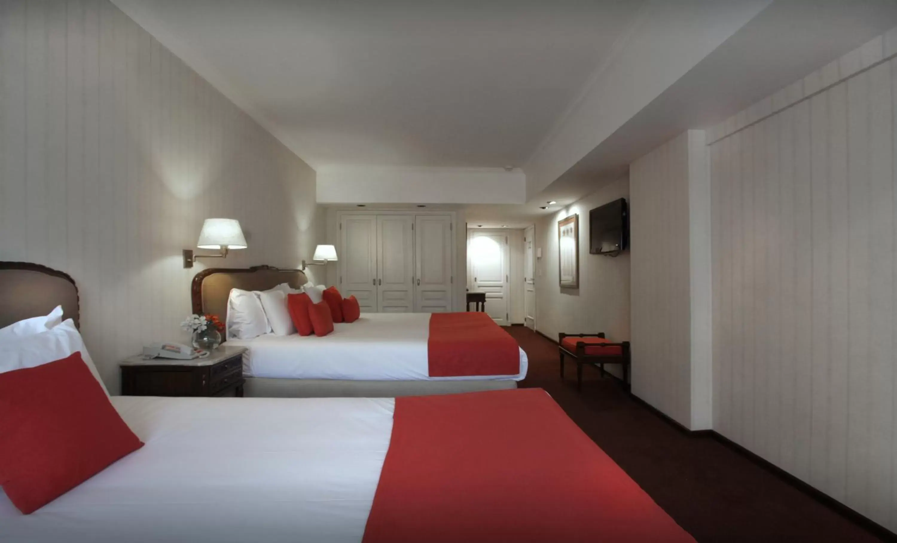 Photo of the whole room, Bed in Ramada by Wyndham Buenos Aires Centro