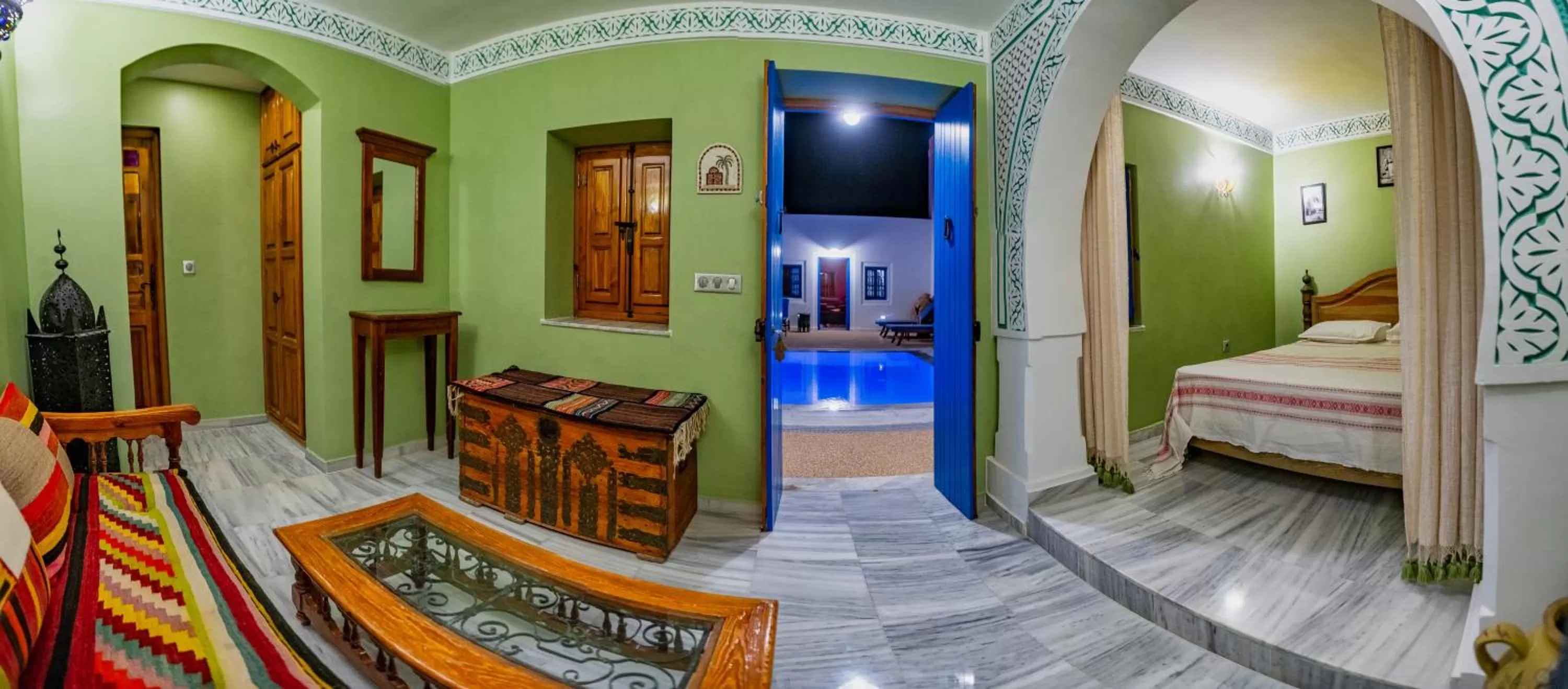 Bedroom, Bed in Villa Jasmin