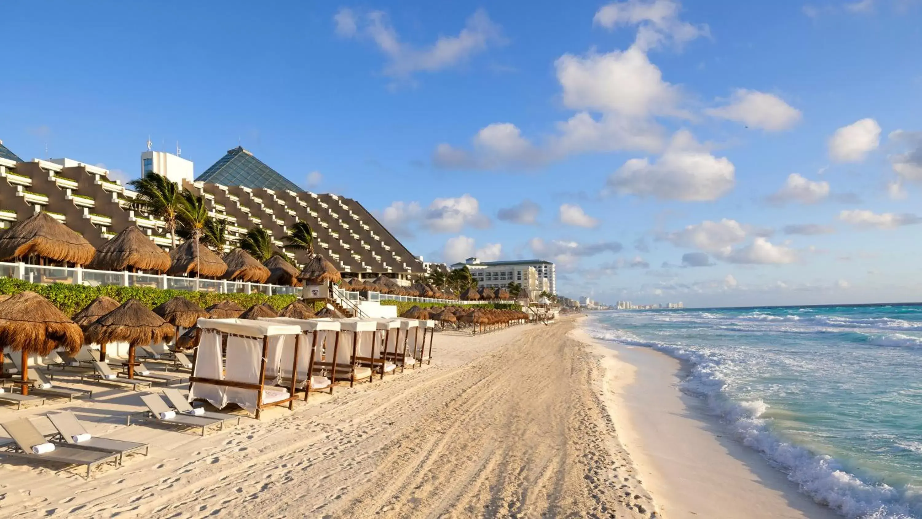 Beach in Paradisus Cancun All Inclusive