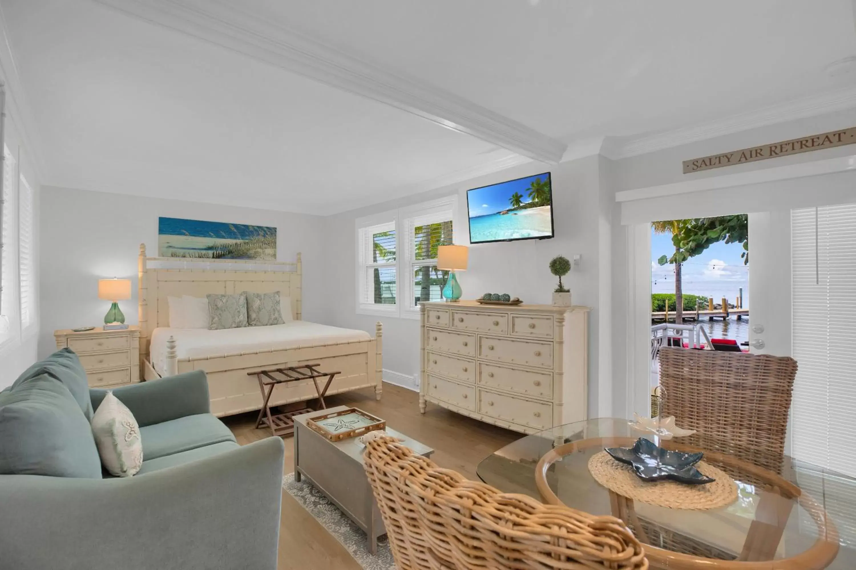 Living room, Seating Area in Atlantic Bay Resort