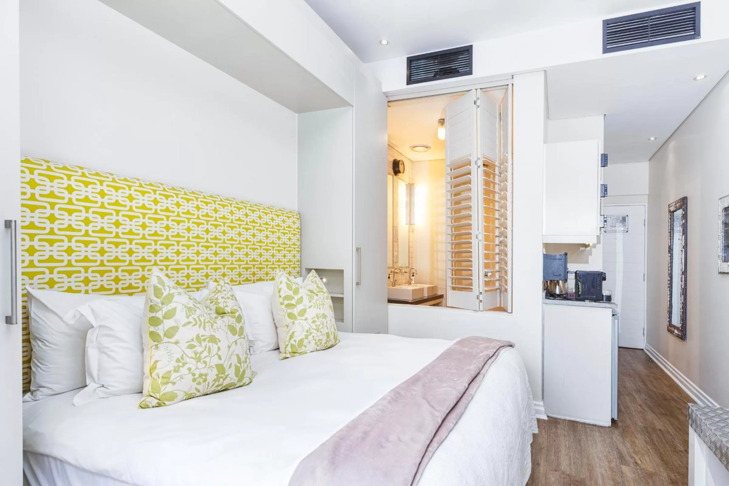 Photo of the whole room, Bed in Turbine Hotel & Spa