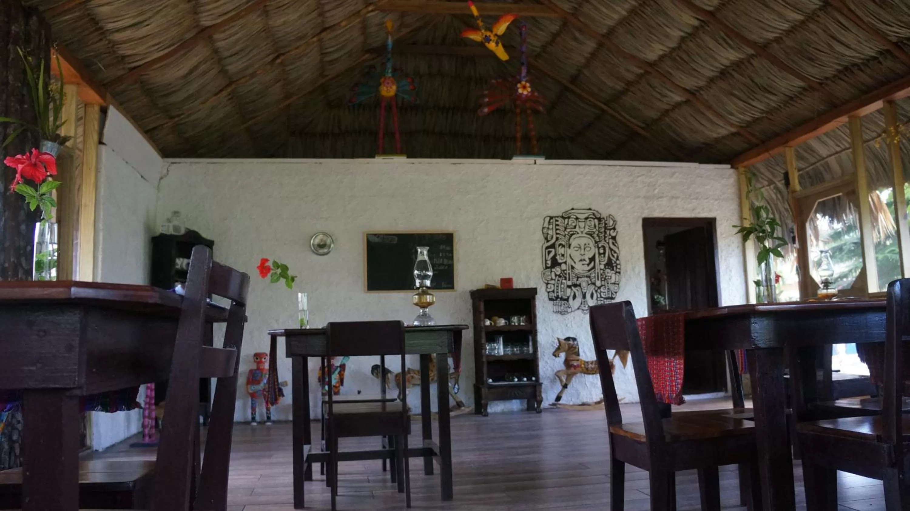 Restaurant/places to eat in Pine Ridge Lodge