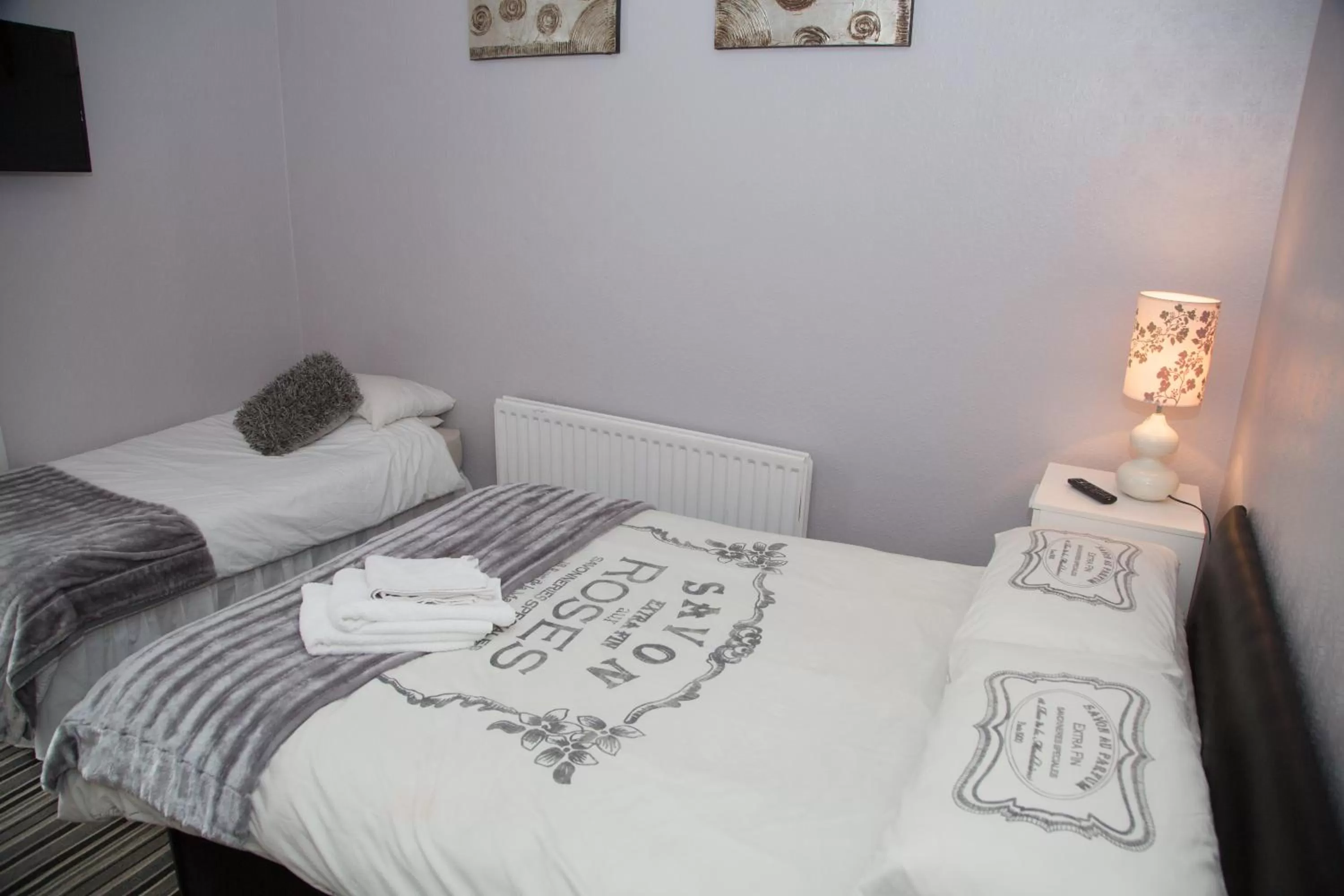 Bed in Anglesey Arms