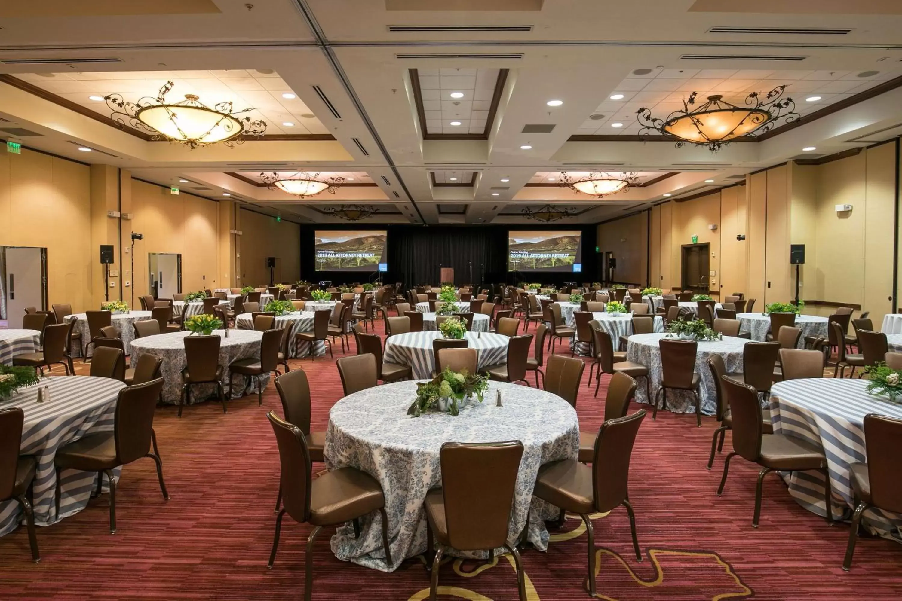 Banquet/Function facilities, Restaurant/Places to Eat in Grand Reserve at The Meritage