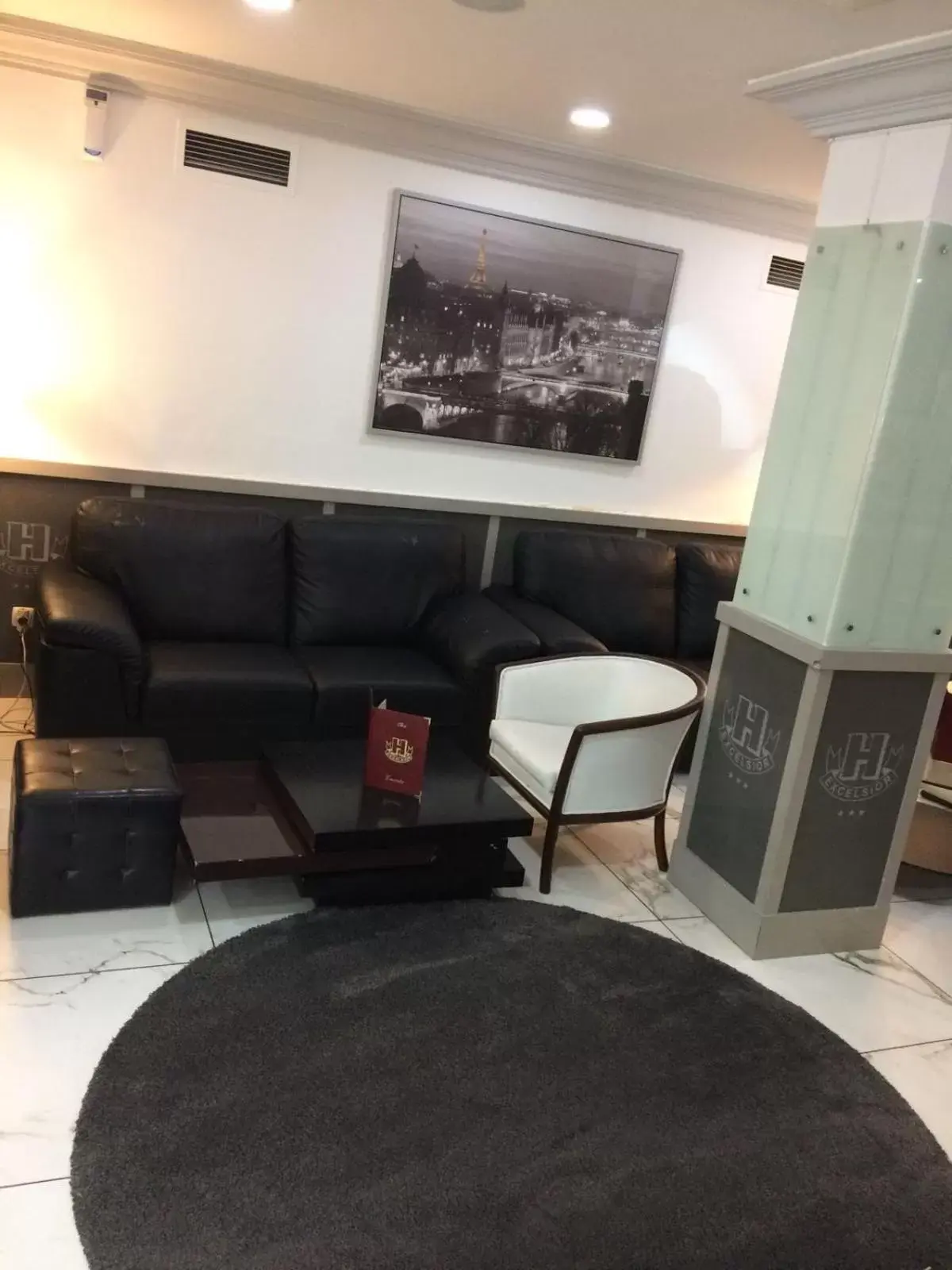 Lounge or bar, Seating Area in Hotel Excelsior
