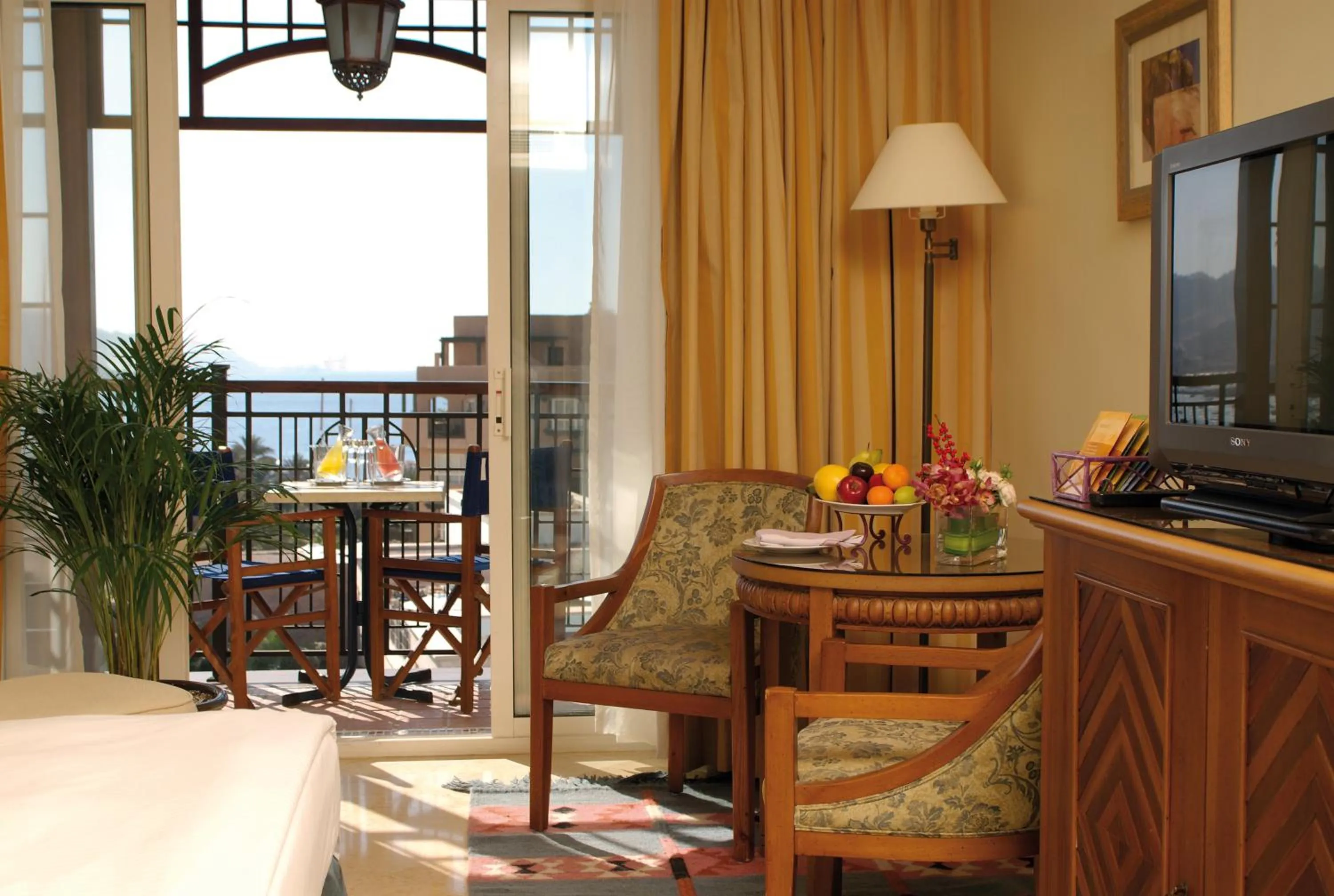 Bed in Mövenpick Resort & Residences Aqaba