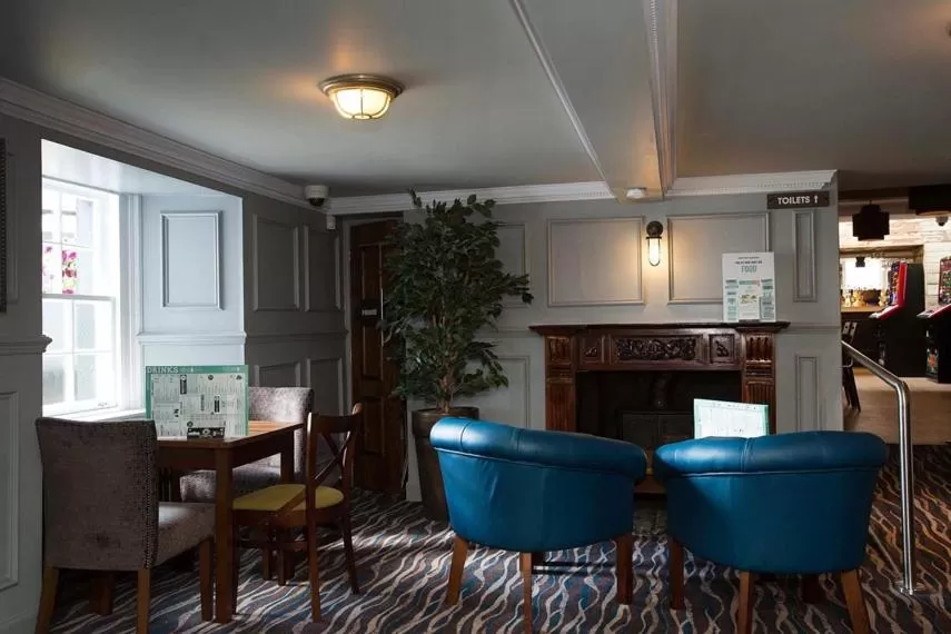 Restaurant/places to eat, Lounge/Bar in The Cross Keys Wetherspoon