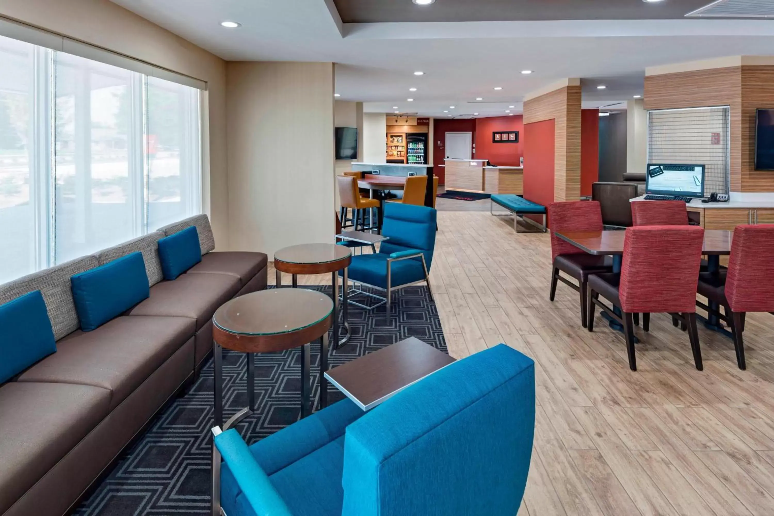 Lobby or reception, Lounge/Bar in TownePlace Suites by Marriott Baton Rouge Port Allen