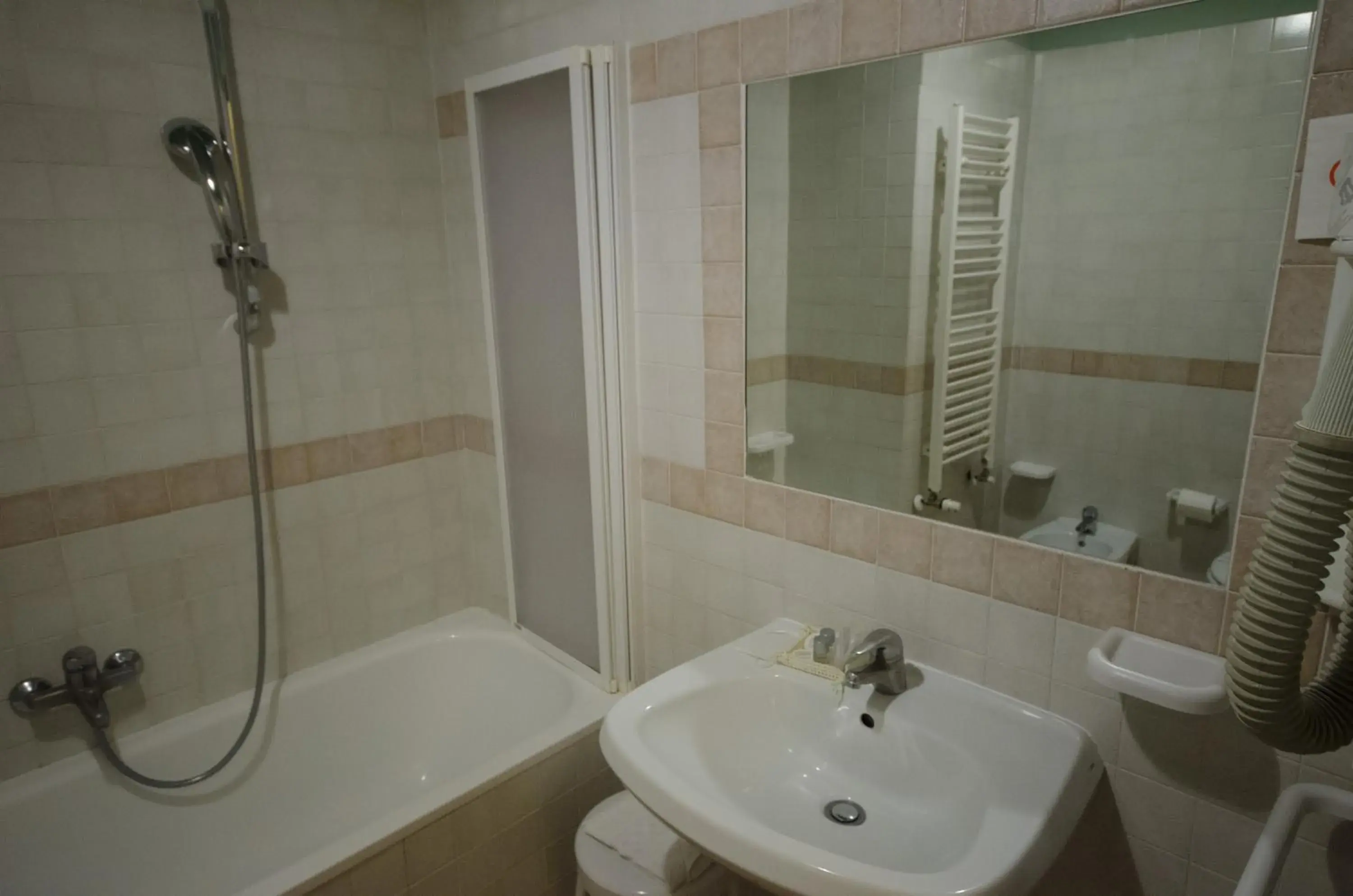 Bathroom in Hotel Duca Della Corgna