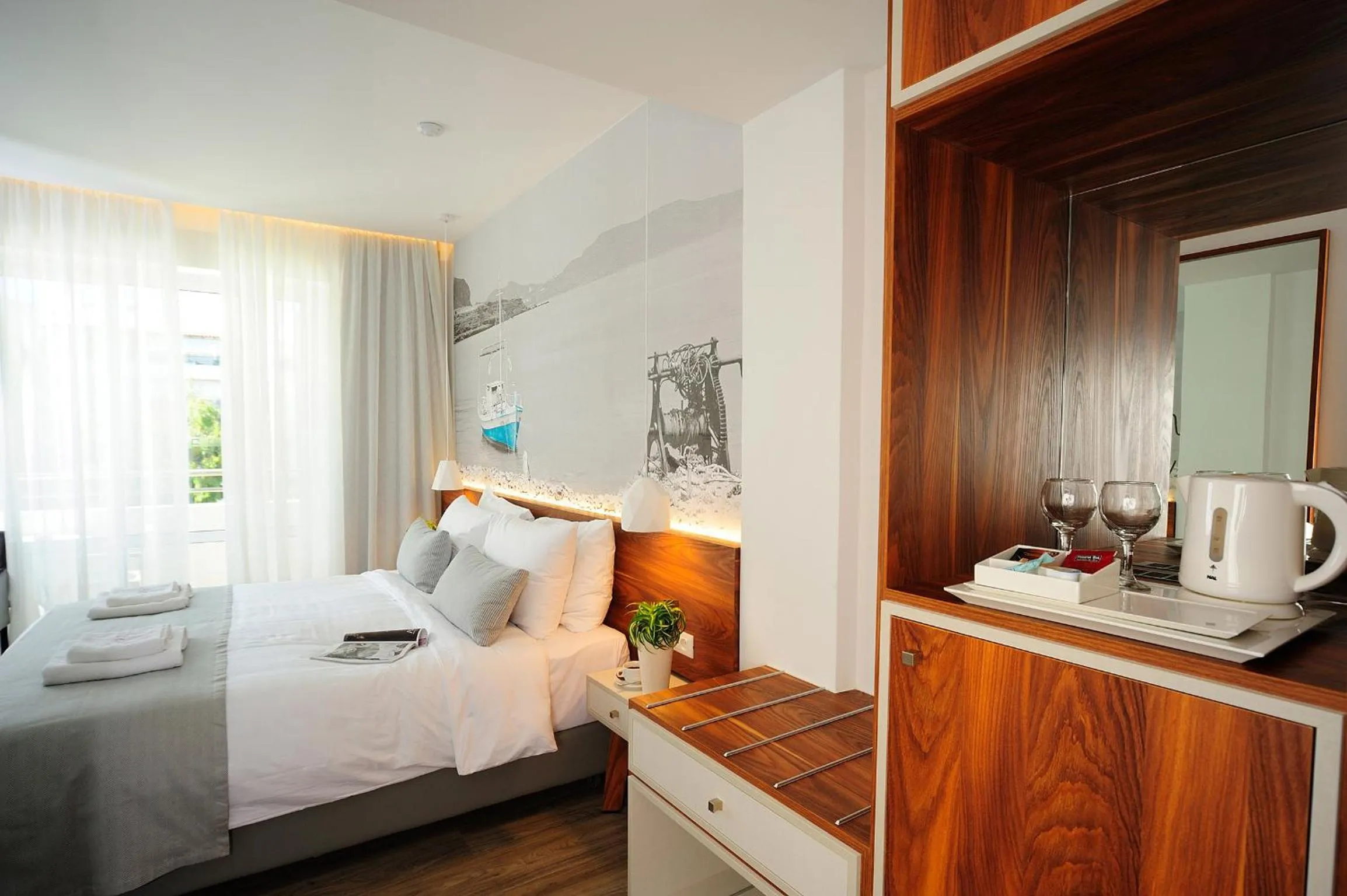 Photo of the whole room, Bed in Atrium Ambiance Hotel