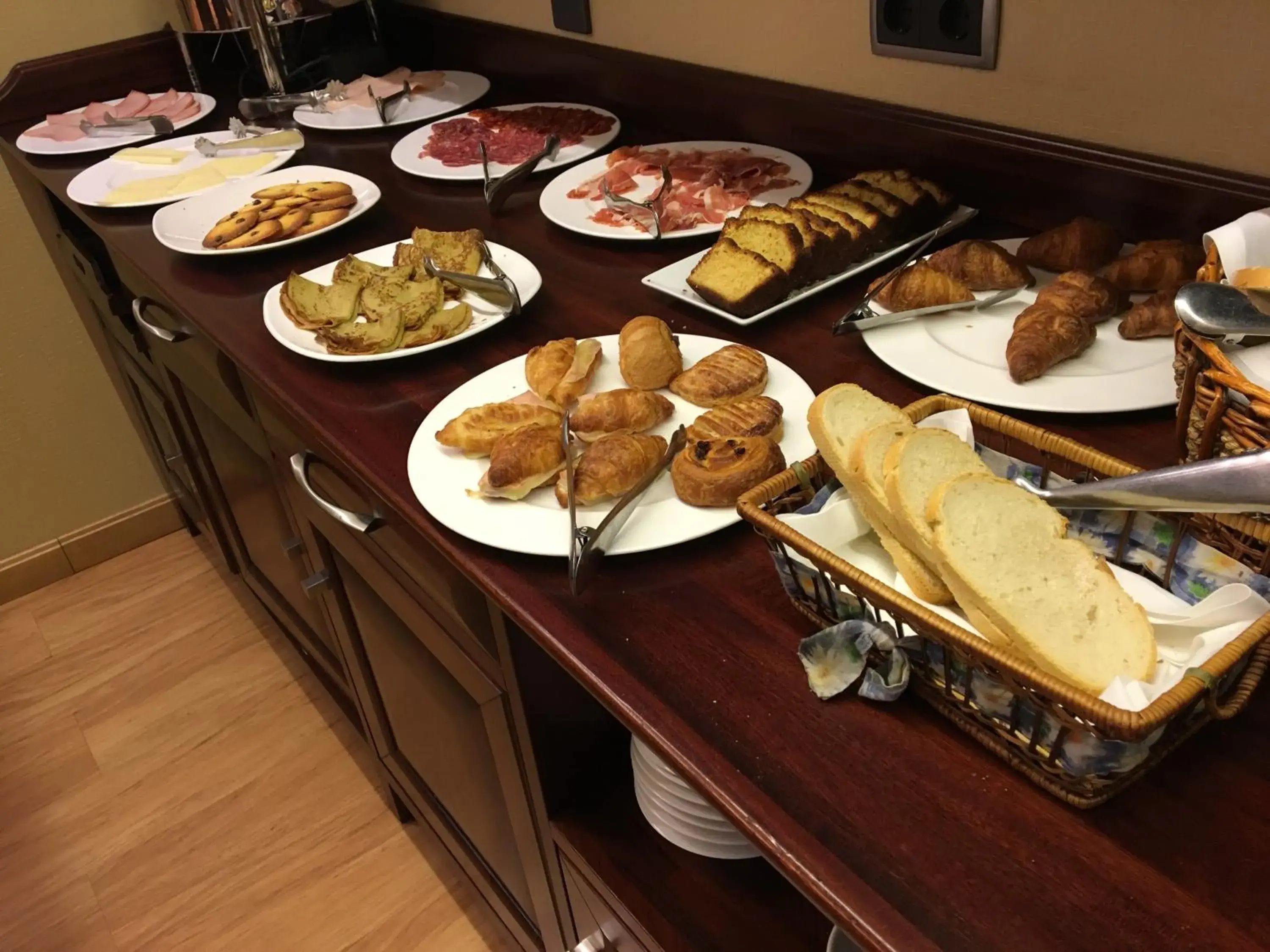 Continental breakfast in Hotel Campoamor