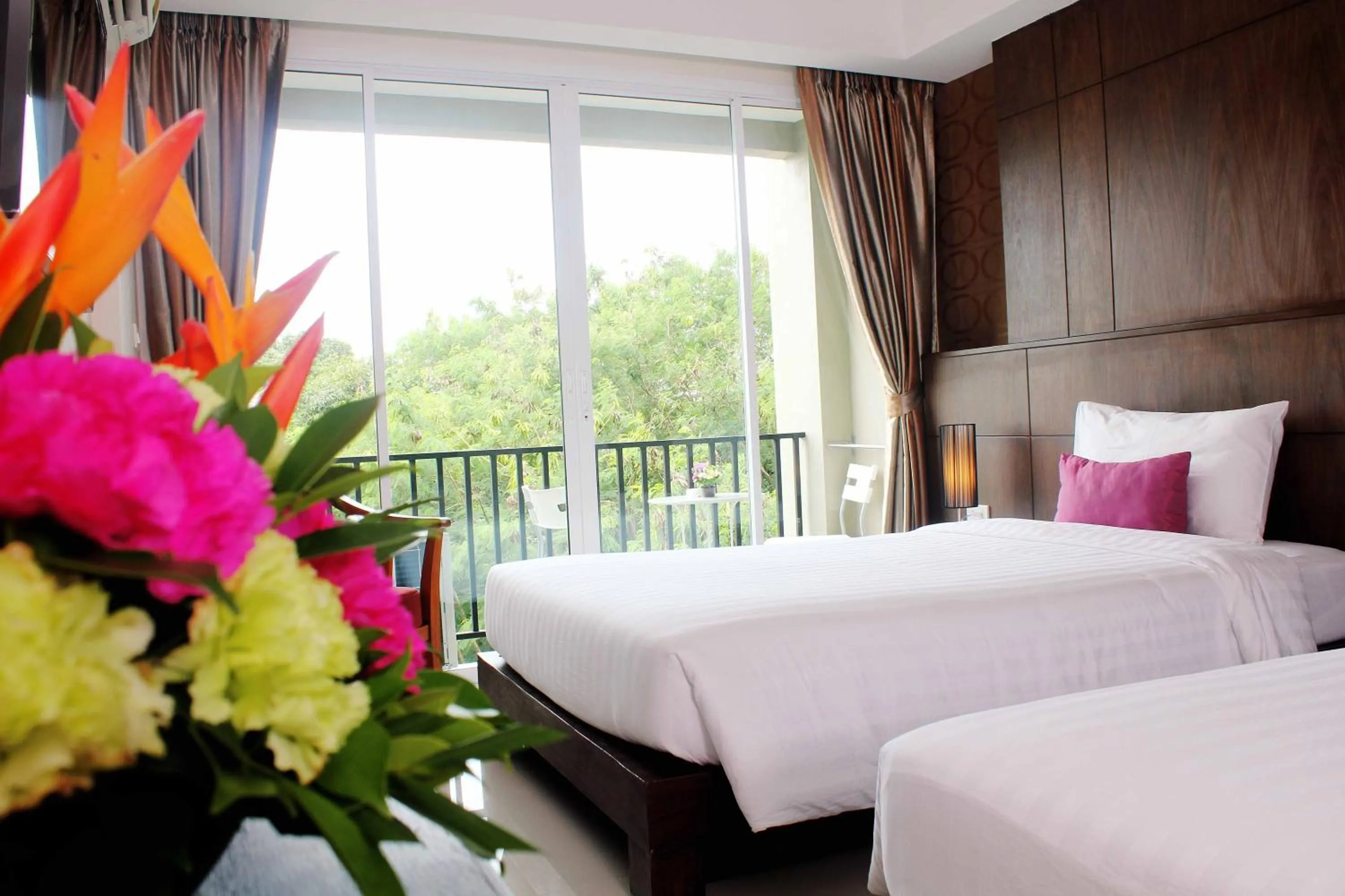 Bed in Lub Sbuy House Hotel - SHA