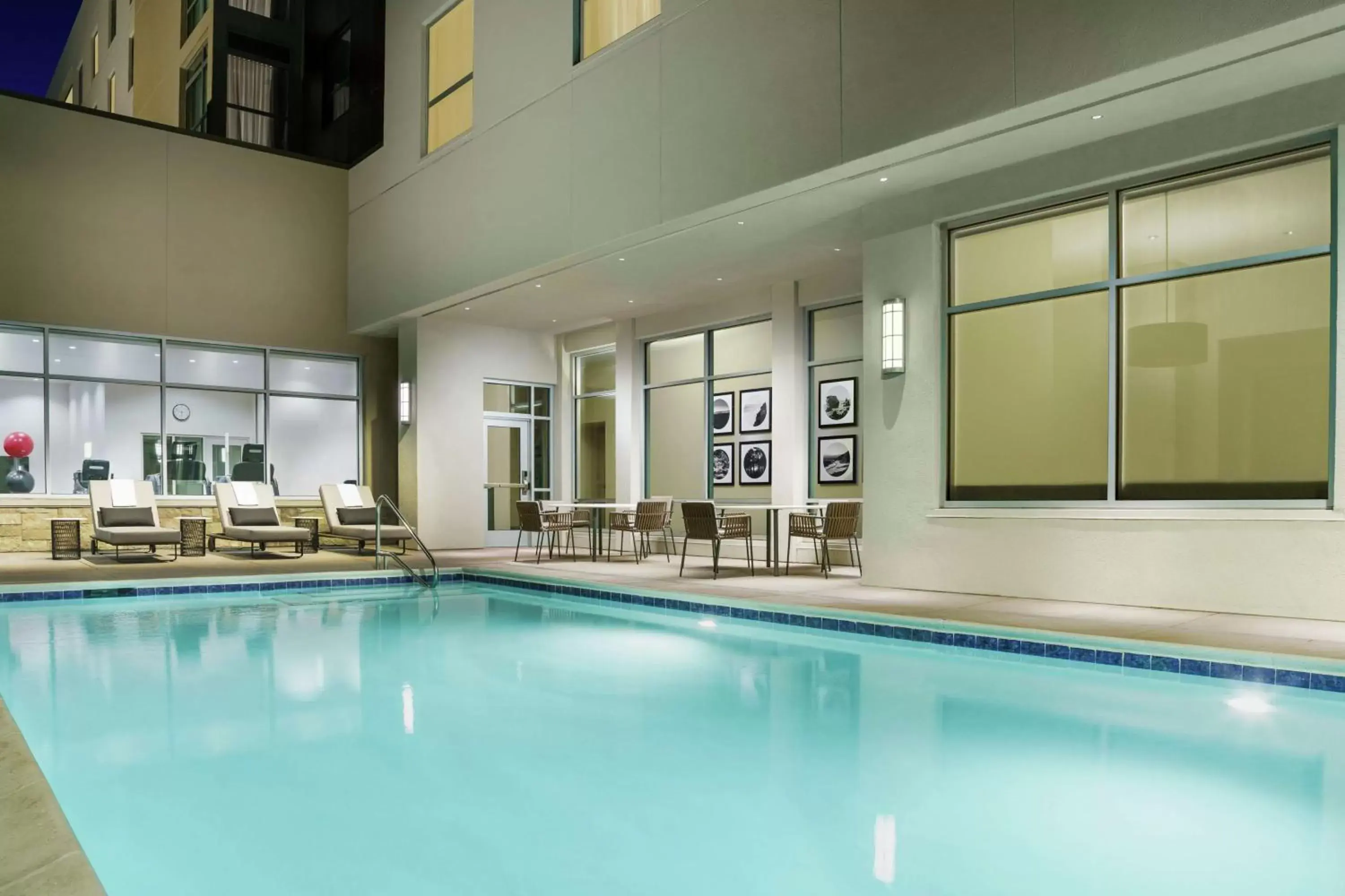 Pool view, Swimming Pool in Hilton Garden Inn Sunnyvale