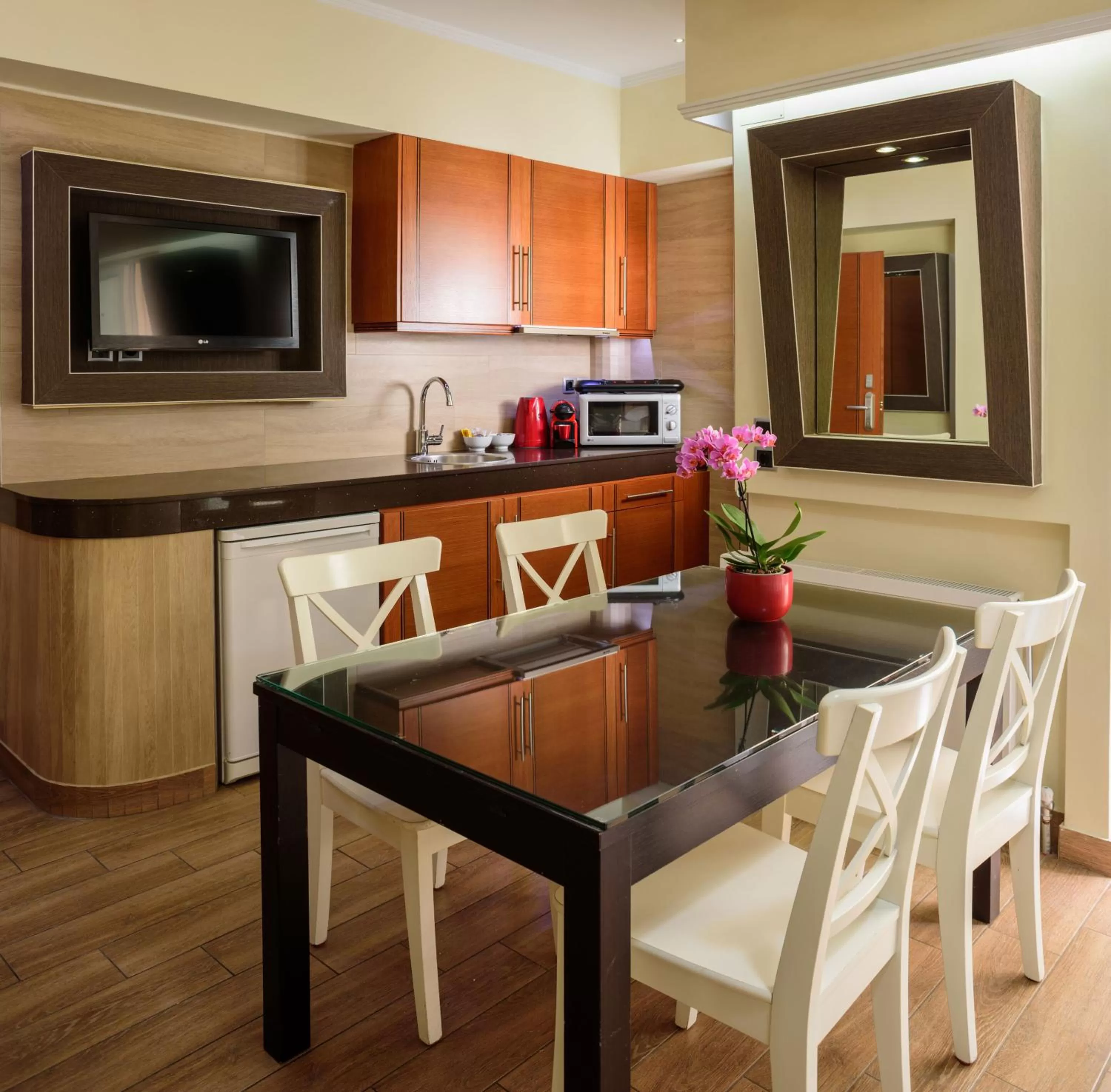 Kitchen/Kitchenette in Lume Athens