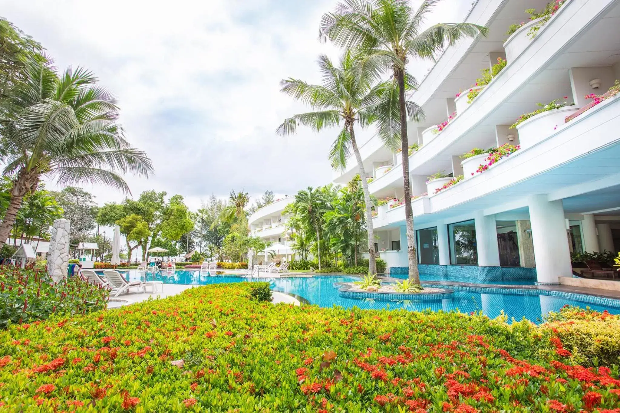 Garden view, Swimming Pool in Novotel Rayong Rim Pae Resort