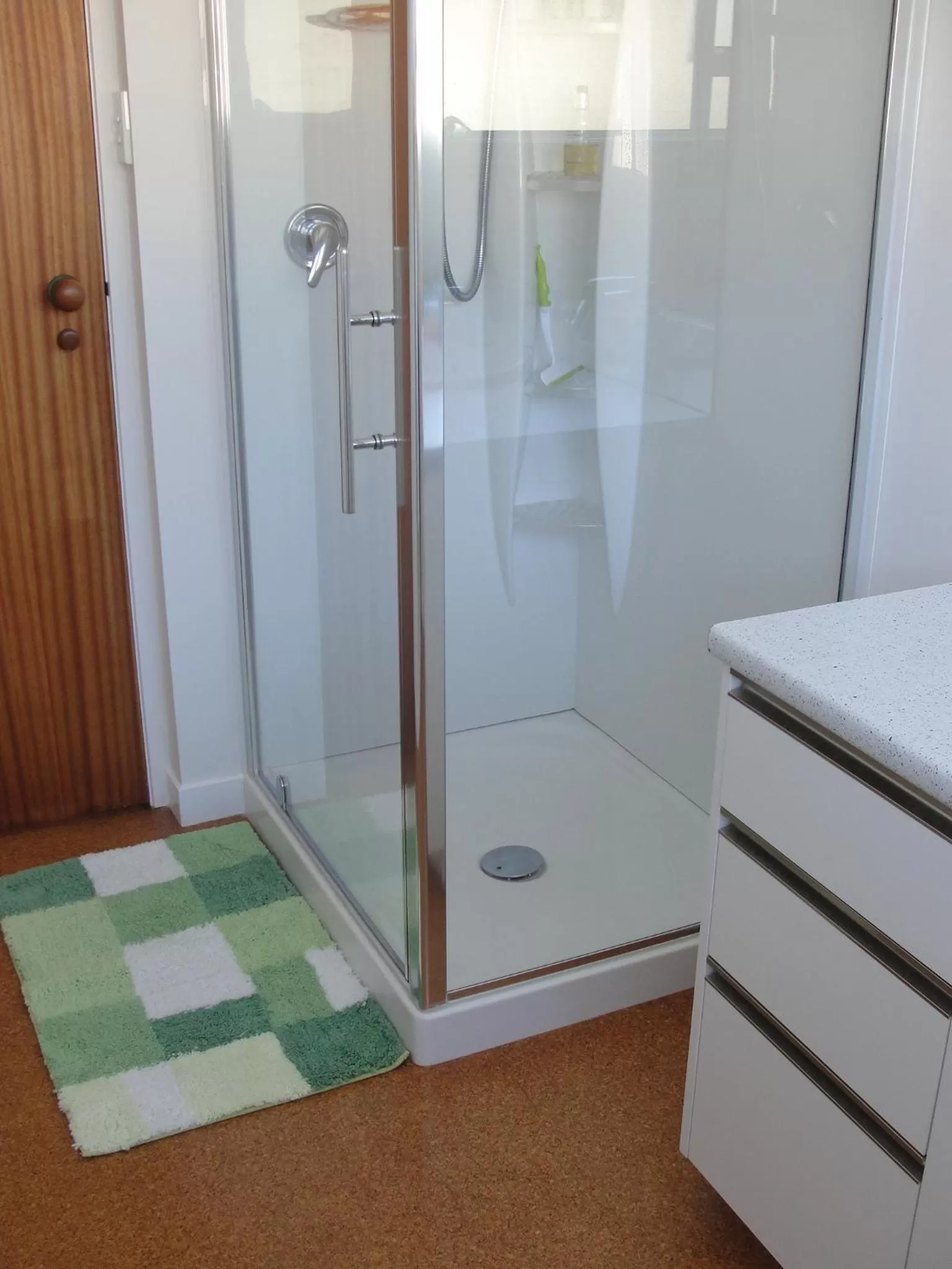 Bathroom in Leigh Panorama B&B