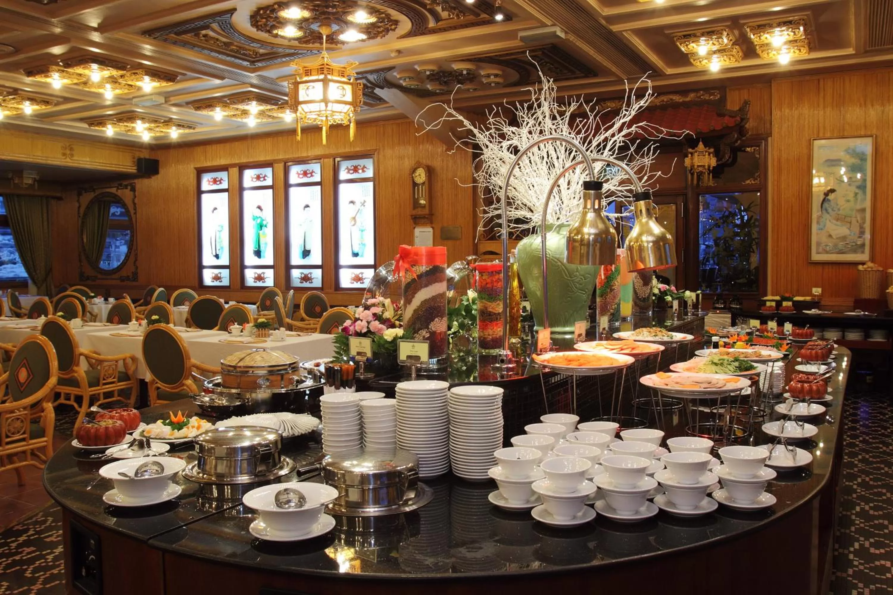 Restaurant/places to eat in Rex Hotel